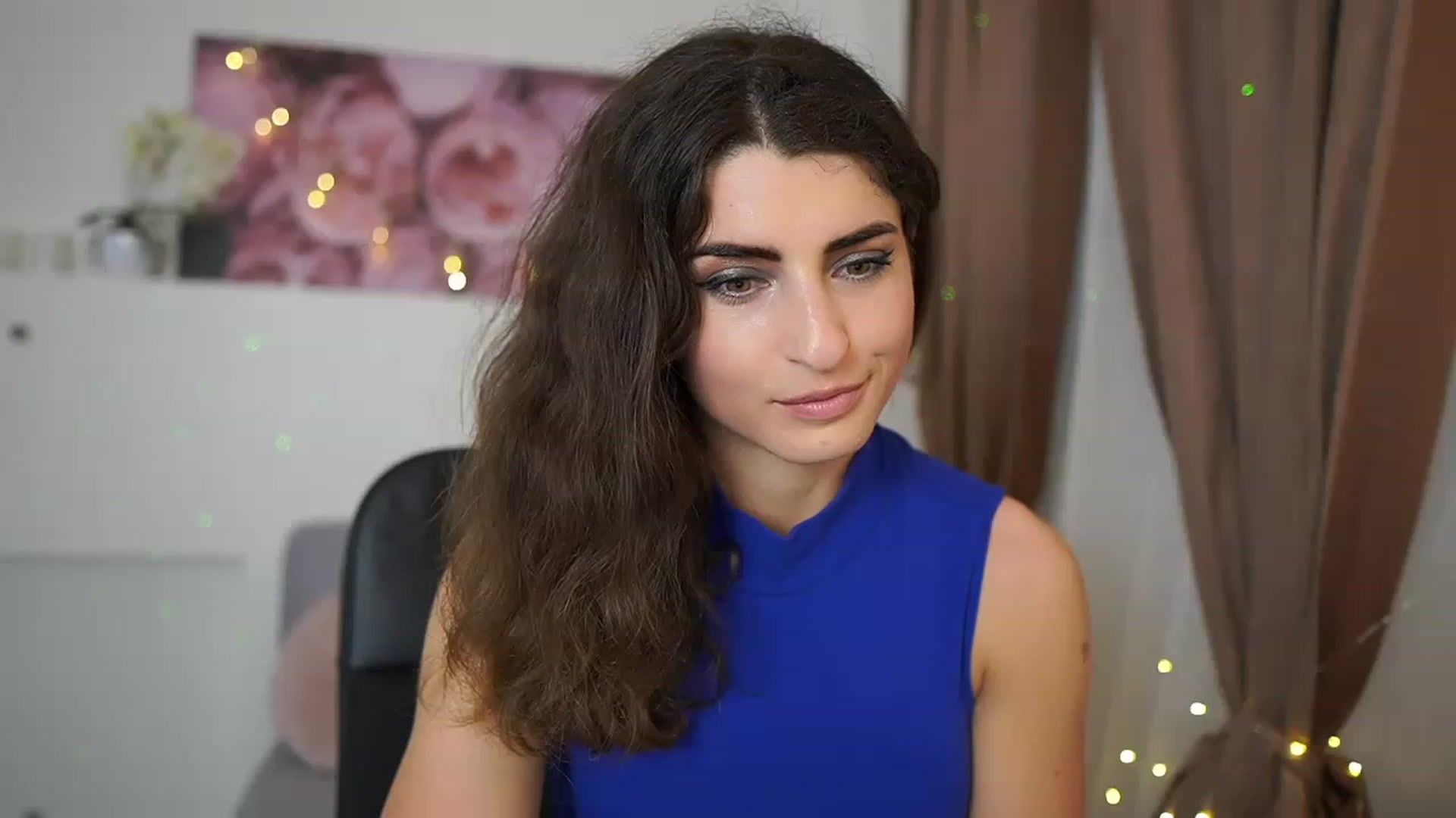 Gallery image thumbnail from EVA__LOVIA_'s myfreecams stream on, 05/12/2023, 15:32 image 6 of 20