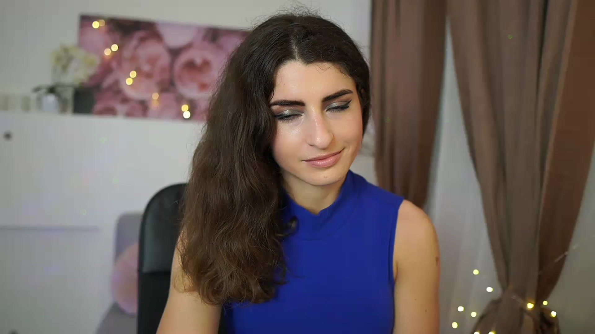 Gallery image thumbnail from EVA__LOVIA_'s myfreecams stream on, 05/12/2023, 15:32 image 2 of 20