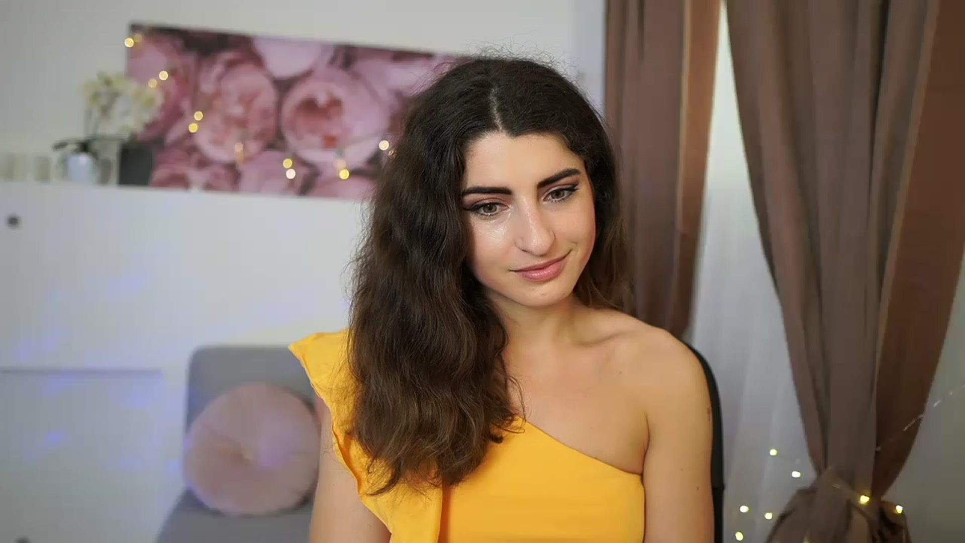 Gallery image thumbnail from EVA__LOVIA_'s myfreecams stream on, 05/15/2023, 09:49 image 10 of 20