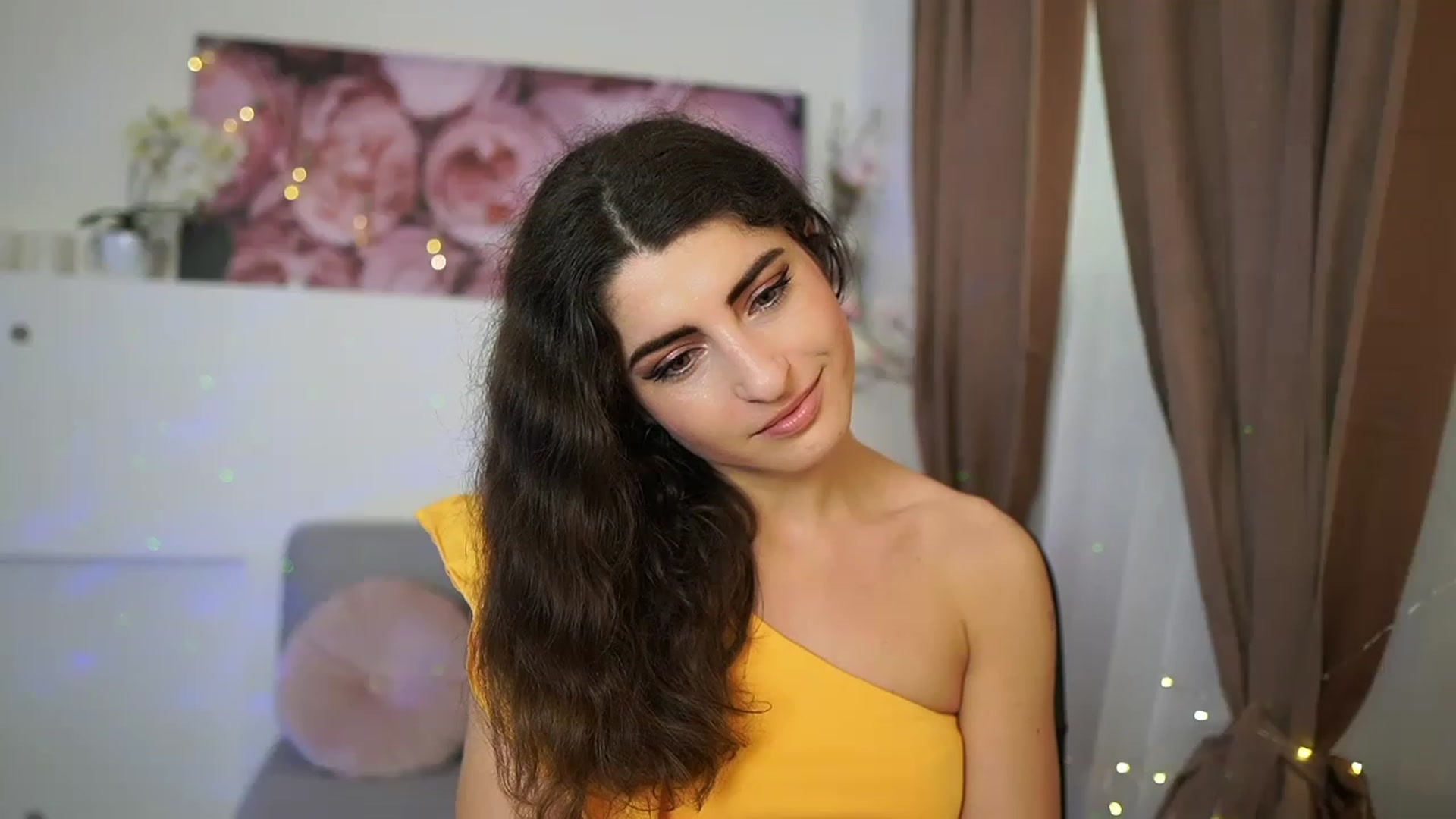 Gallery image thumbnail from EVA__LOVIA_'s myfreecams stream on, 05/15/2023, 09:49 image 14 of 20