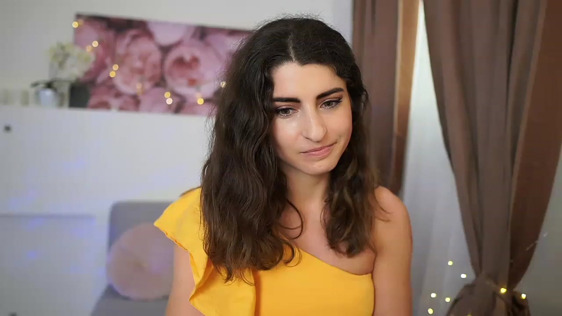Gallery image thumbnail from EVA__LOVIA_'s myfreecams stream on, 05/15/2023, 10:37 image 19 of 20
