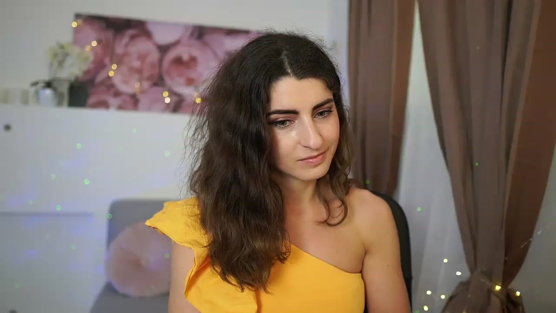 Gallery image thumbnail from EVA__LOVIA_'s myfreecams stream on, 05/15/2023, 12:19 image 13 of 20