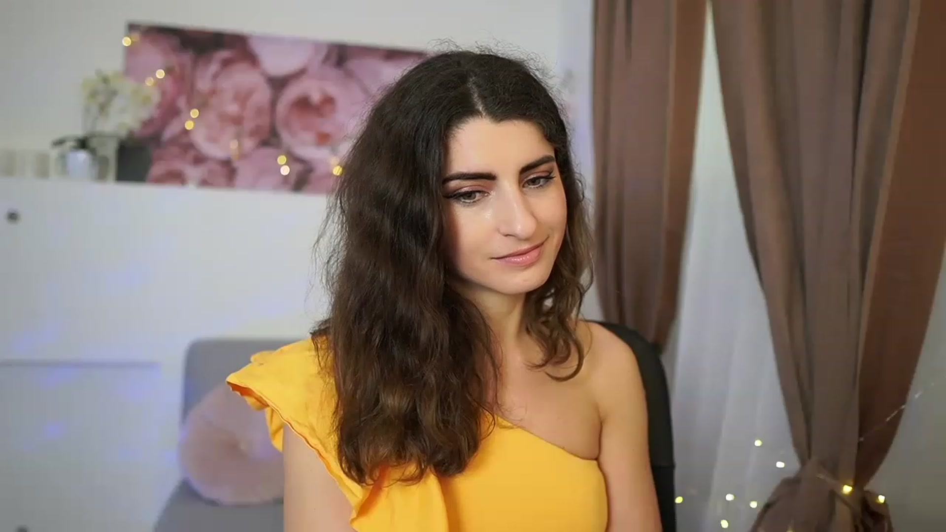 Gallery image thumbnail from EVA__LOVIA_'s myfreecams stream on, 05/15/2023, 12:19 image 15 of 20