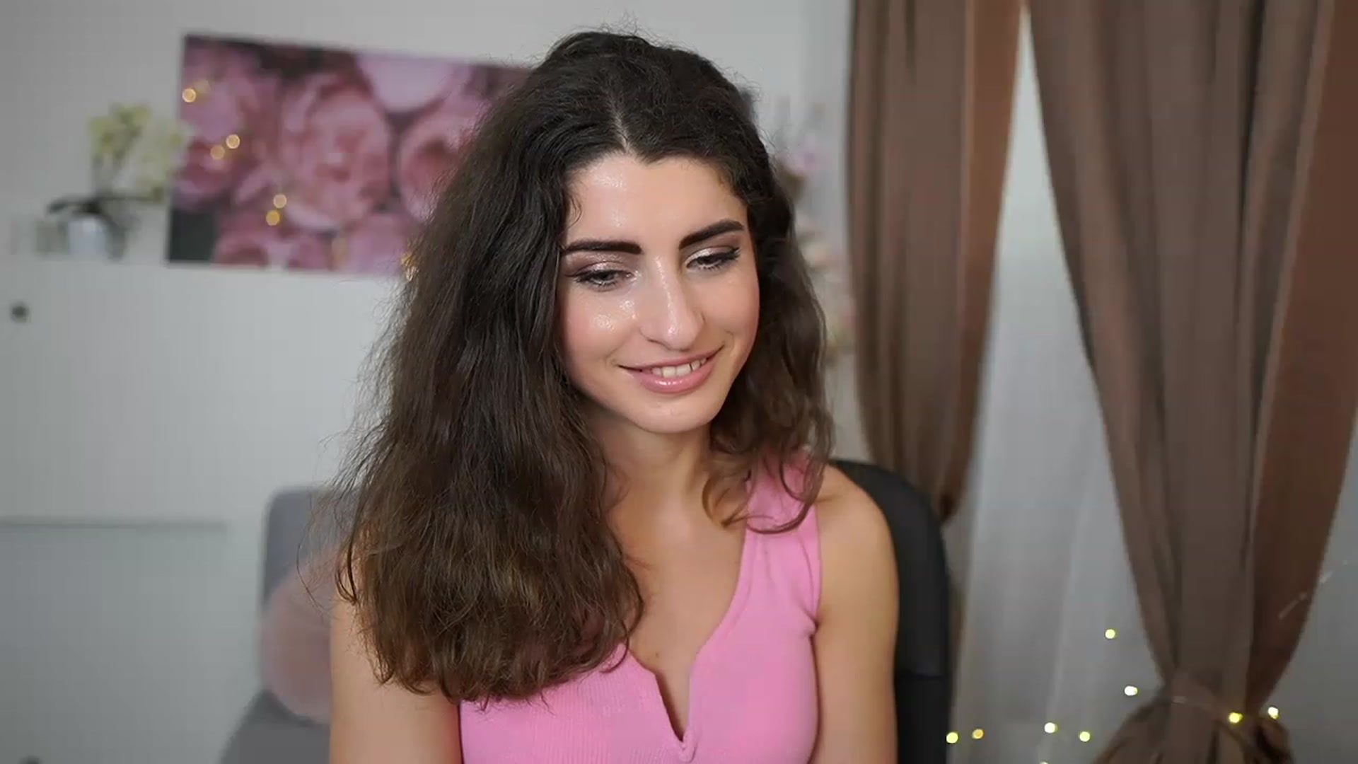 Gallery image thumbnail from EVA__LOVIA_'s myfreecams stream on, 05/19/2023, 13:00 image 20 of 20