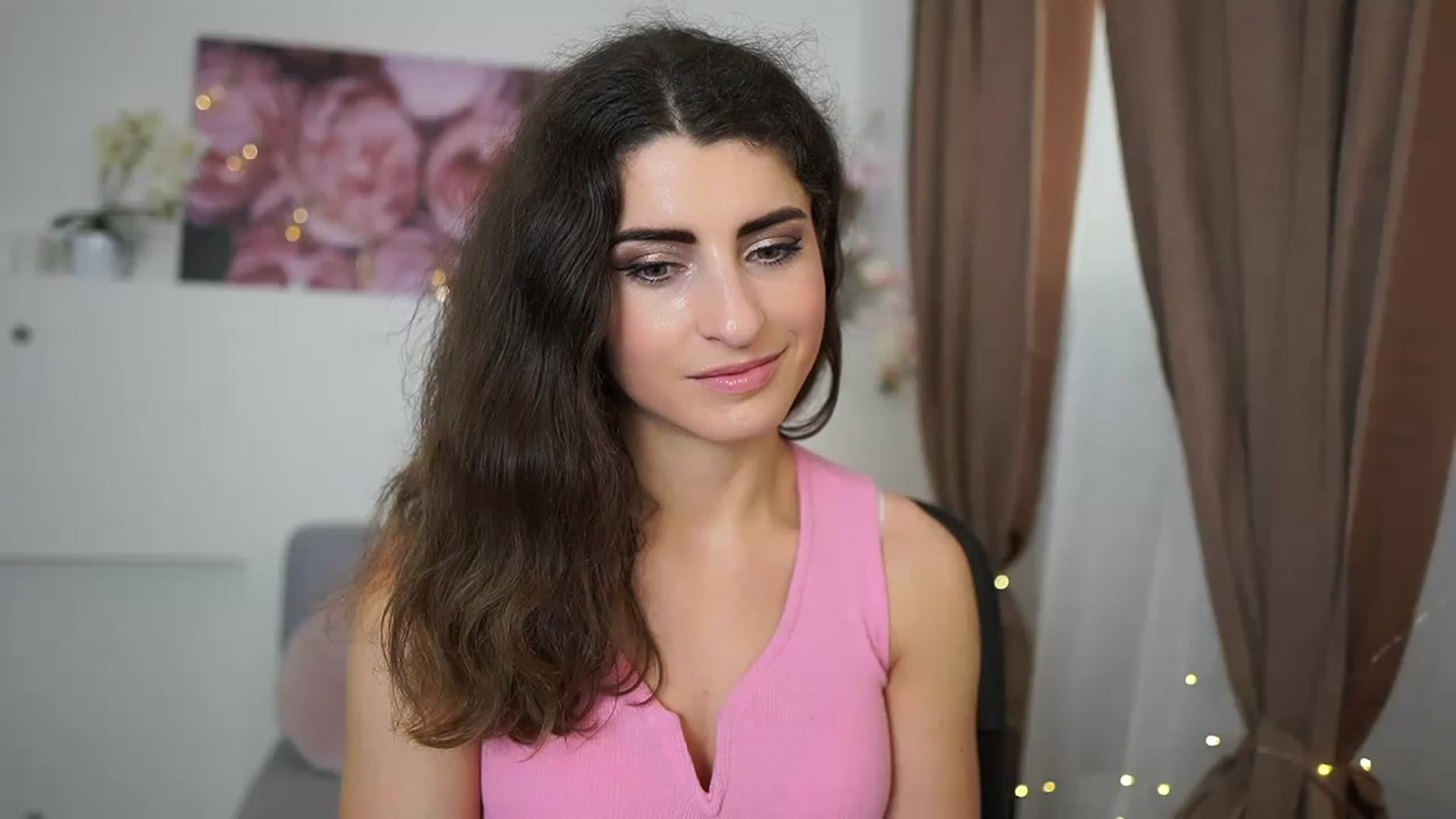 Gallery image thumbnail from EVA__LOVIA_'s myfreecams stream on, 05/19/2023, 13:00 image 11 of 20