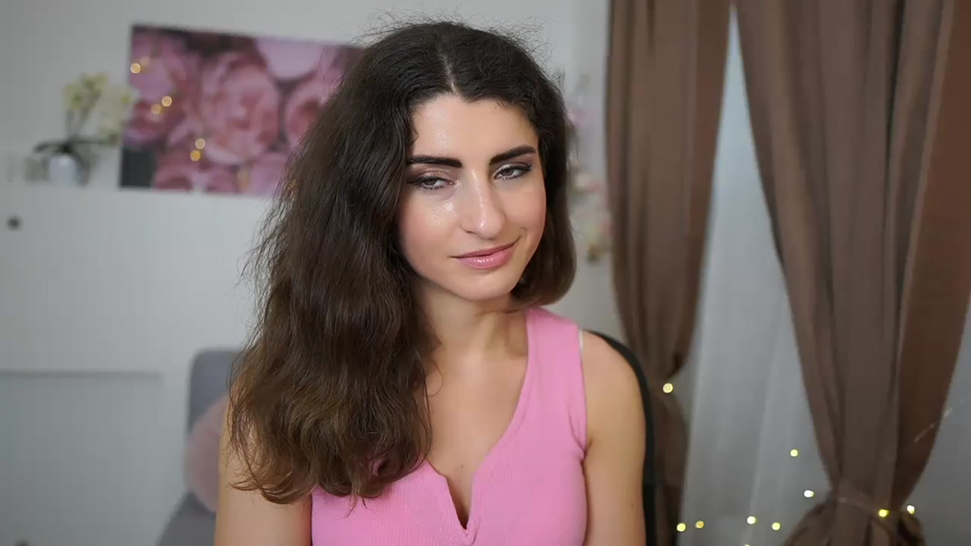 Gallery image thumbnail from EVA__LOVIA_'s myfreecams stream on, 05/19/2023, 13:00 image 14 of 20