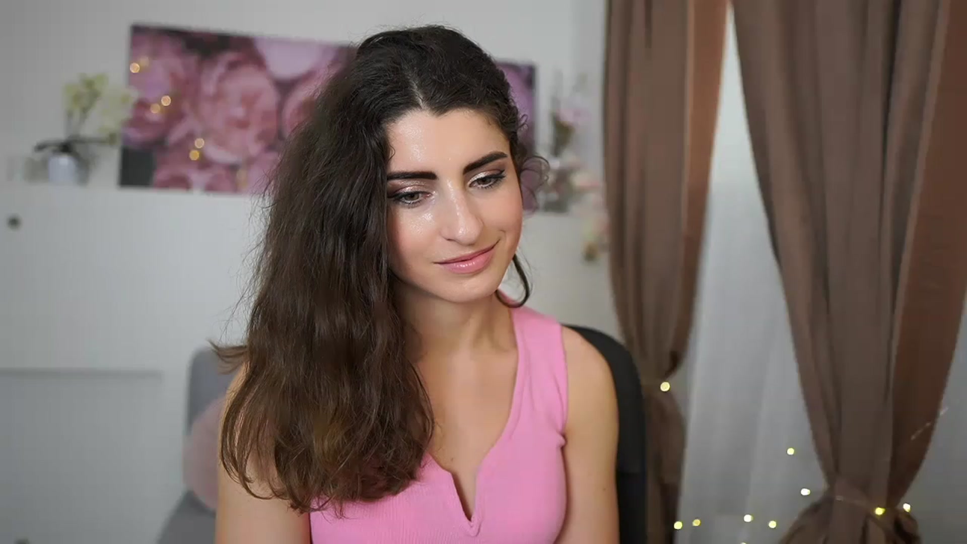 Gallery image thumbnail from EVA__LOVIA_'s myfreecams stream on, 05/19/2023, 13:00 image 17 of 20
