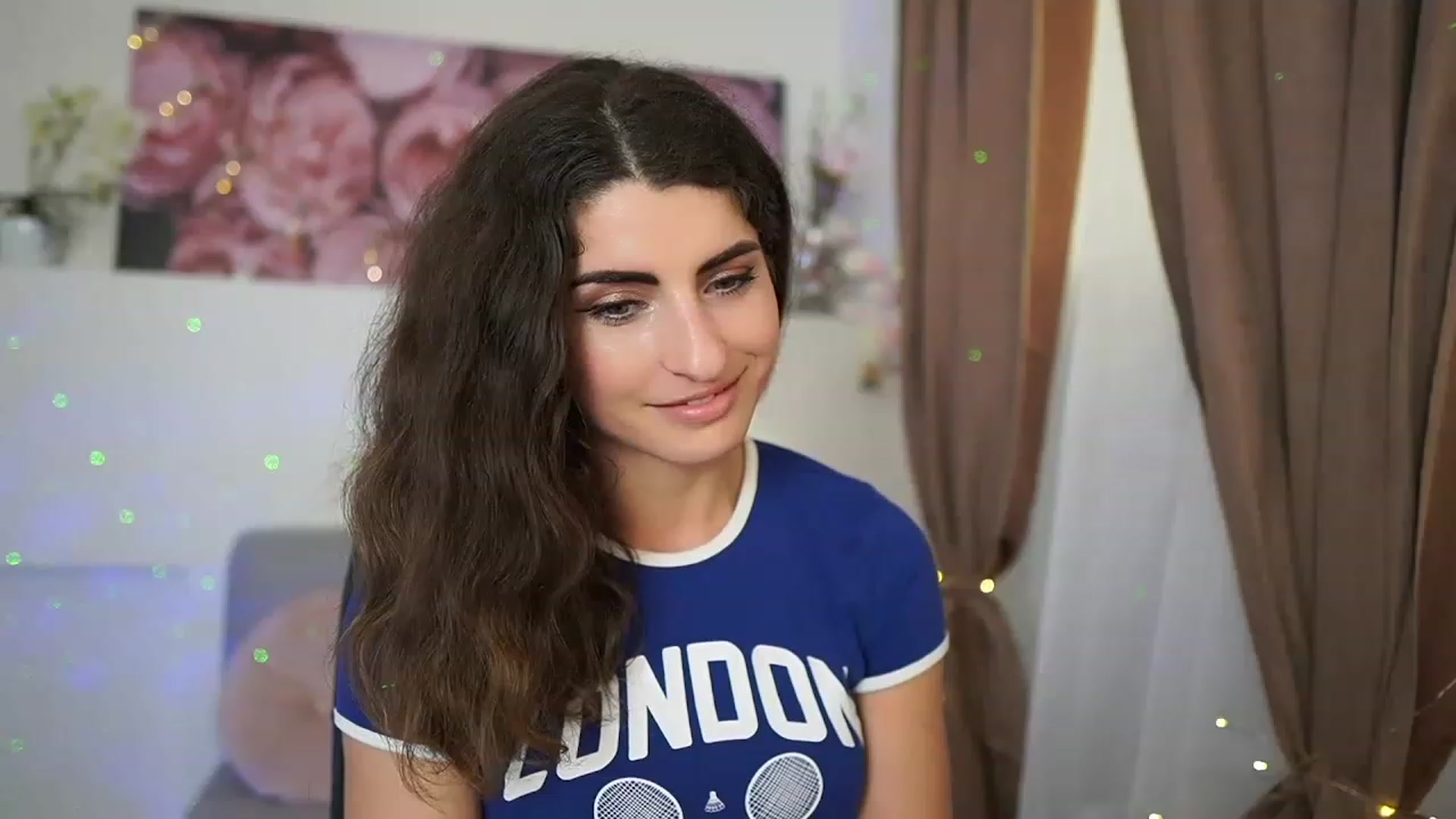 Gallery image thumbnail from EVA__LOVIA_'s myfreecams stream on, 05/20/2023, 15:05 image 18 of 20