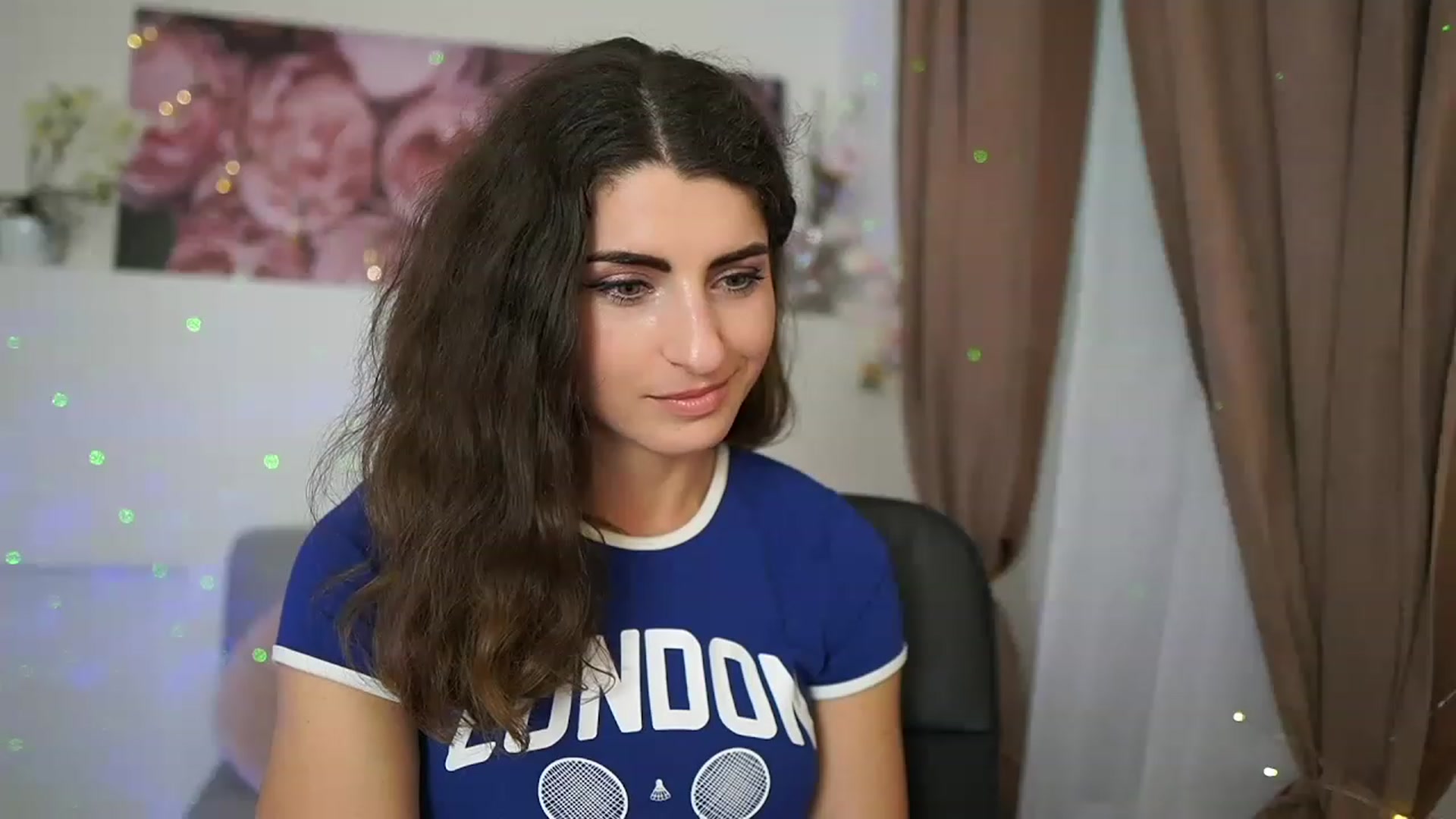 Gallery image thumbnail from EVA__LOVIA_'s myfreecams stream on, 05/20/2023, 16:12 image 16 of 20