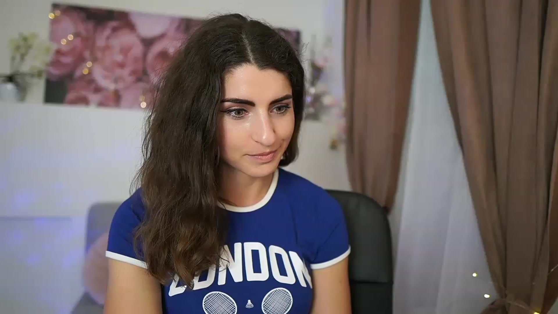 Gallery image thumbnail from EVA__LOVIA_'s myfreecams stream on, 05/20/2023, 16:12 image 14 of 20