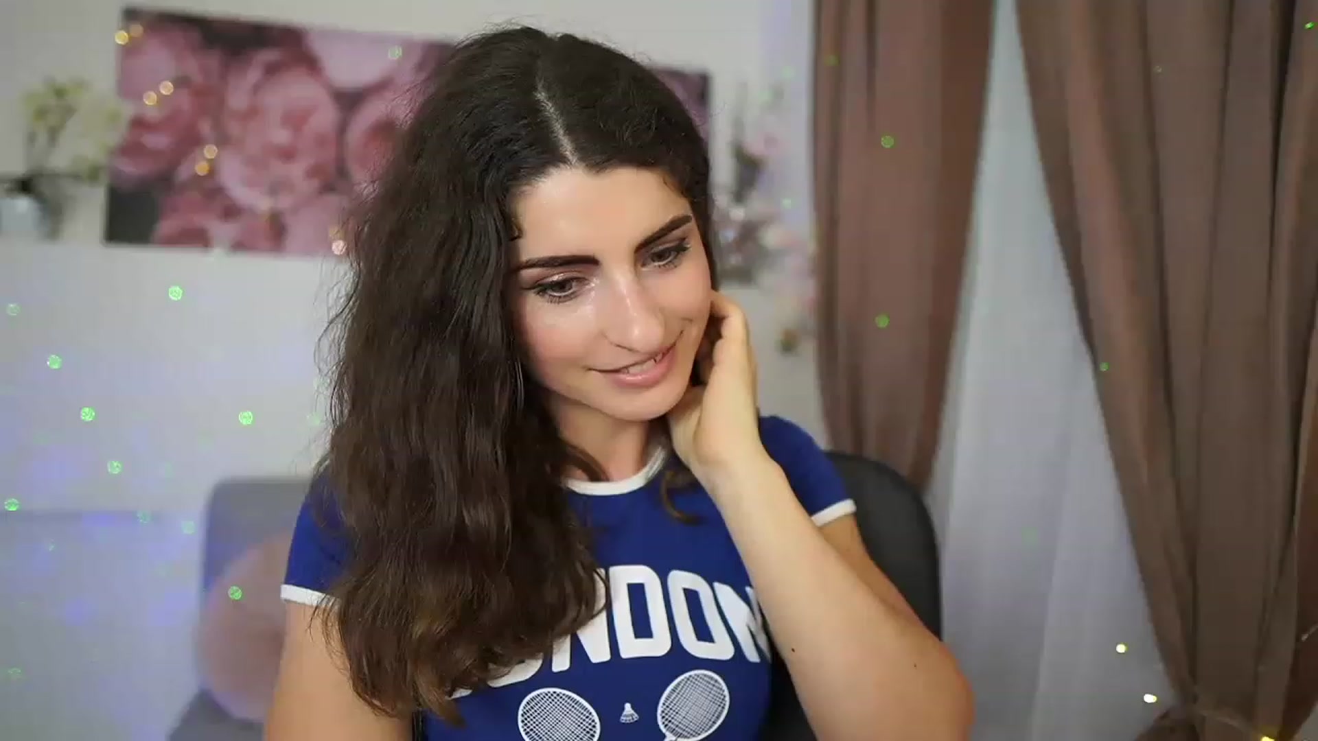 Gallery image thumbnail from EVA__LOVIA_'s myfreecams stream on, 05/20/2023, 16:12 image 10 of 20