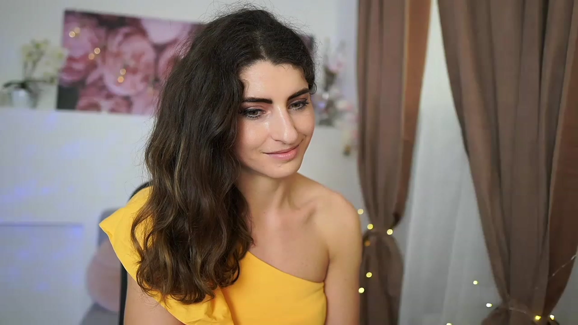 Gallery image thumbnail from EVA__LOVIA_'s myfreecams stream on, 05/23/2023, 13:10 image 20 of 20