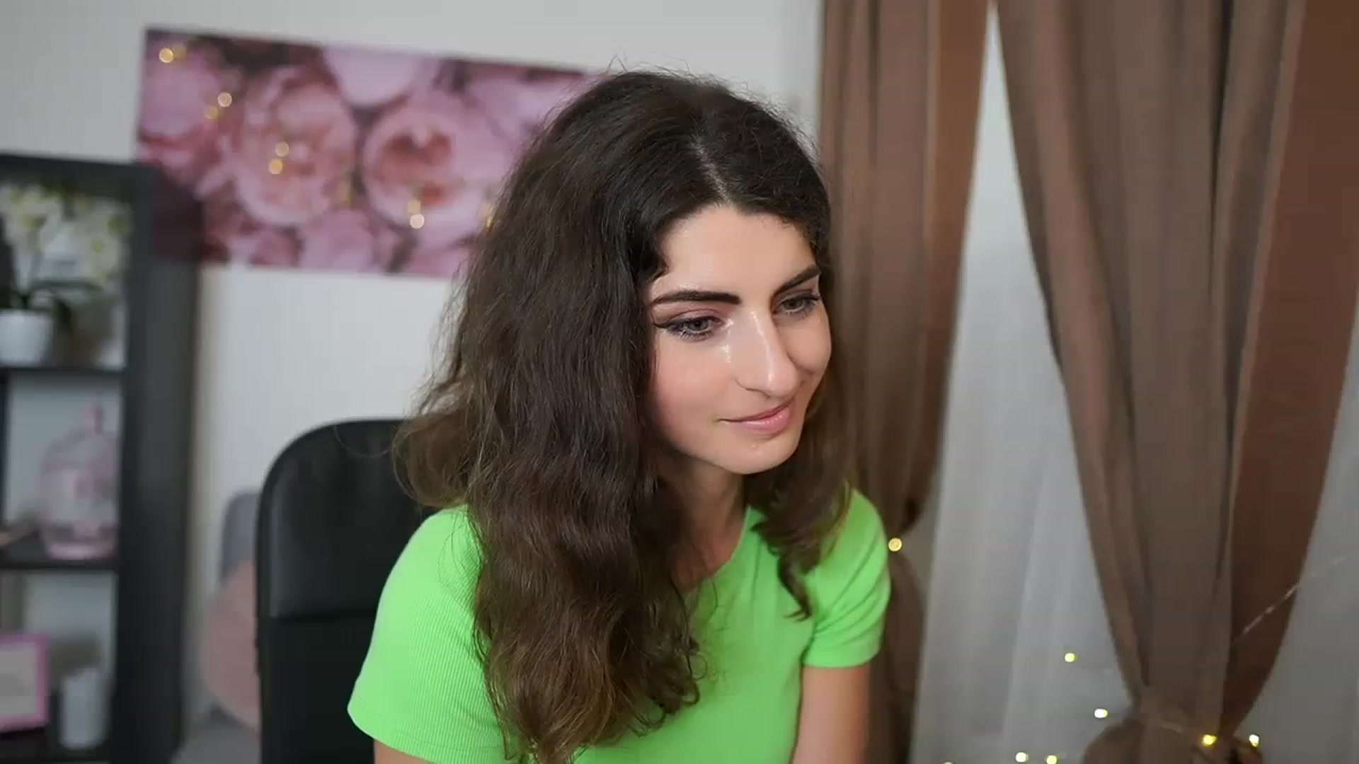 Gallery image thumbnail from EVA__LOVIA_'s myfreecams stream on, 05/24/2023, 12:59 image 9 of 20