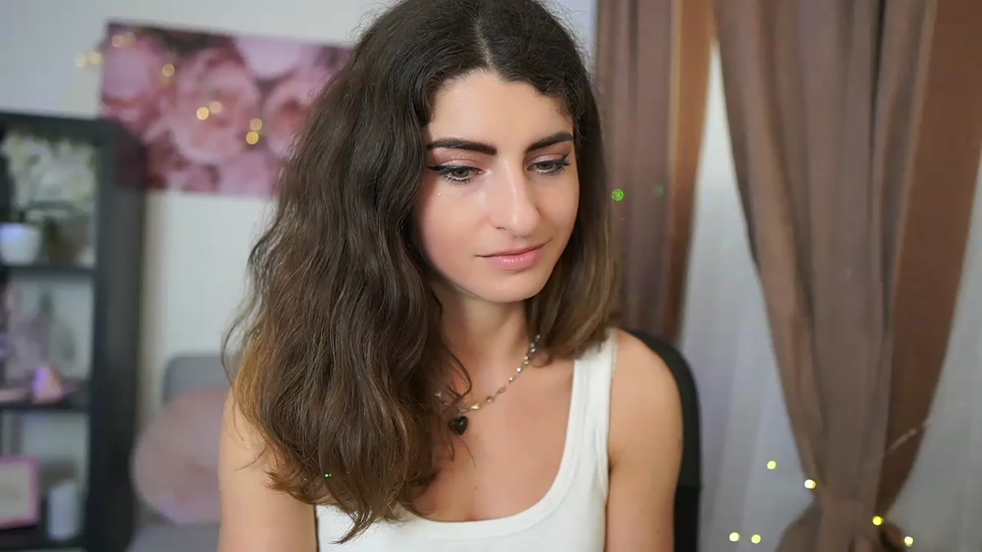 Gallery image thumbnail from EVA__LOVIA_'s myfreecams stream on, 05/25/2023, 09:39 image 7 of 20