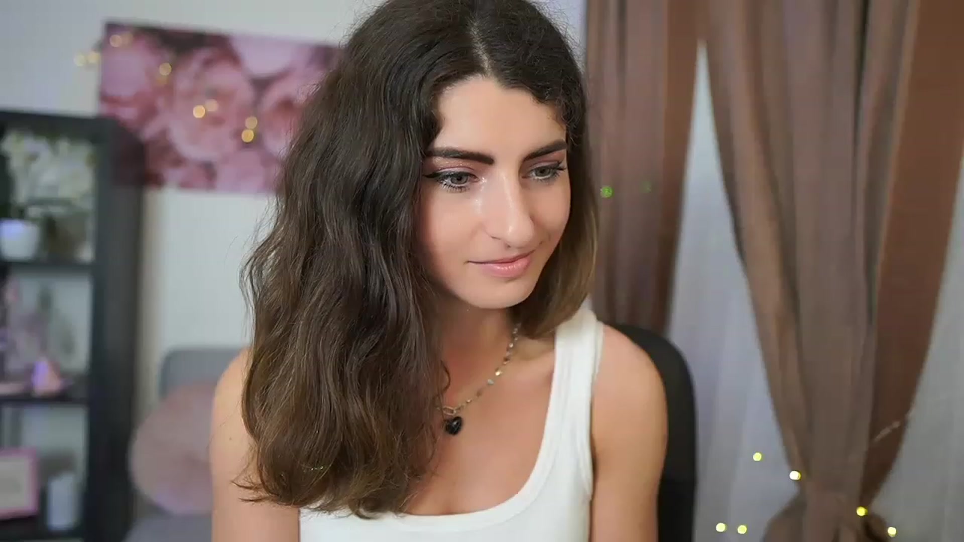 Gallery image thumbnail from EVA__LOVIA_'s myfreecams stream on, 05/25/2023, 09:39 image 12 of 20