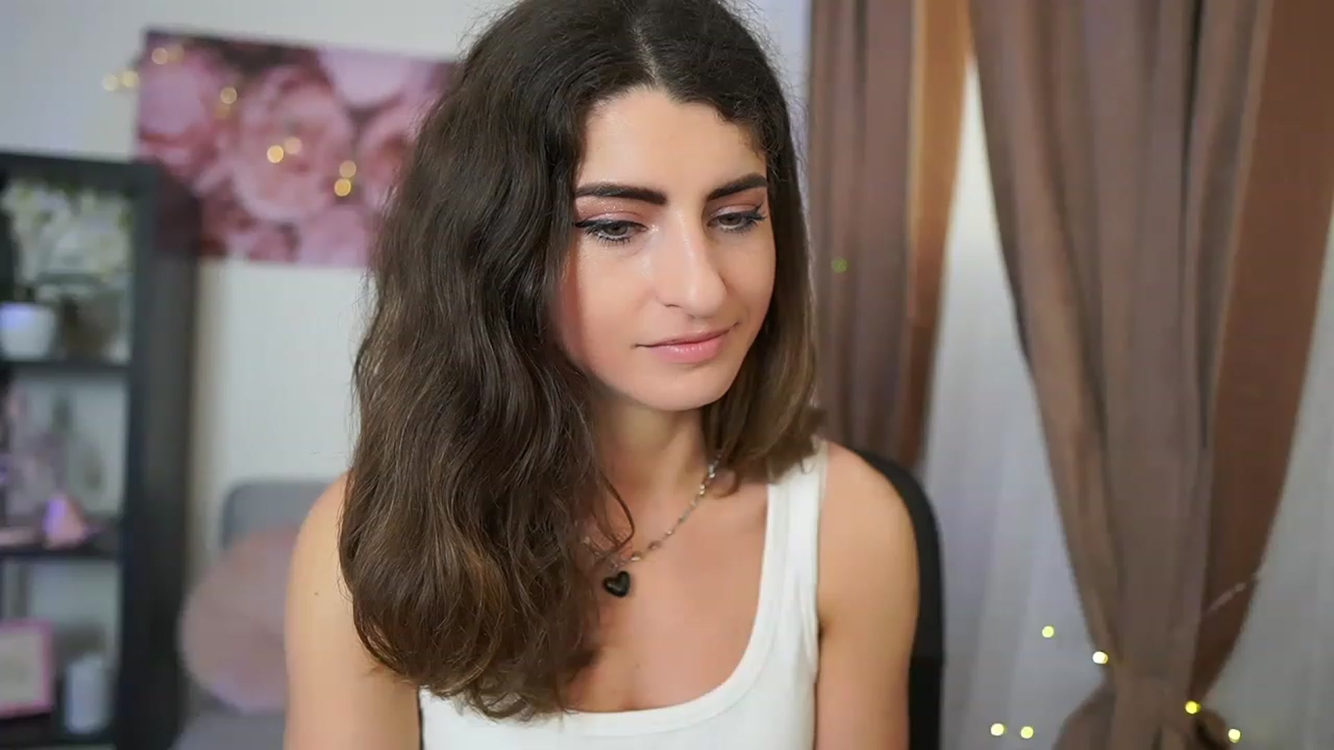 Gallery image thumbnail from EVA__LOVIA_'s myfreecams stream on, 05/25/2023, 09:39 image 6 of 20