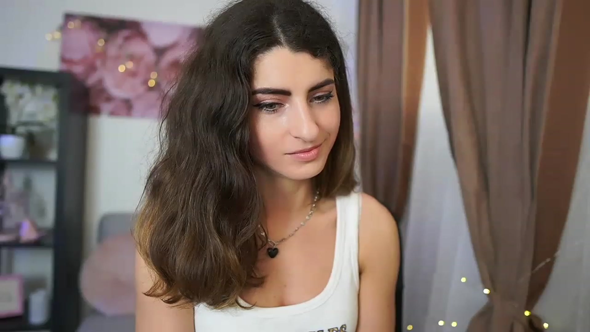 Gallery image thumbnail from EVA__LOVIA_'s myfreecams stream on, 05/25/2023, 09:39 image 3 of 20