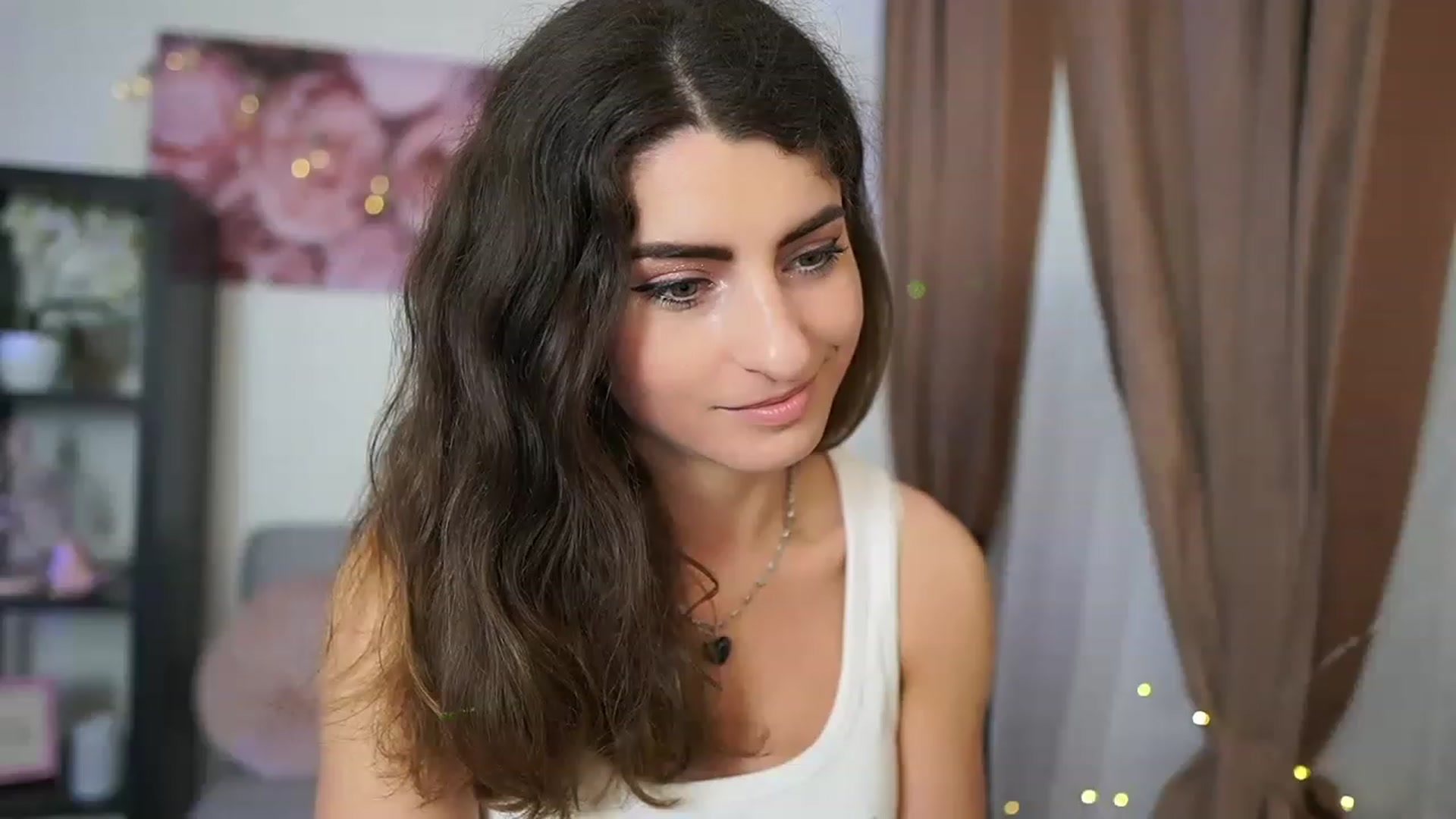 Gallery image thumbnail from EVA__LOVIA_'s myfreecams stream on, 05/25/2023, 09:39 image 11 of 20