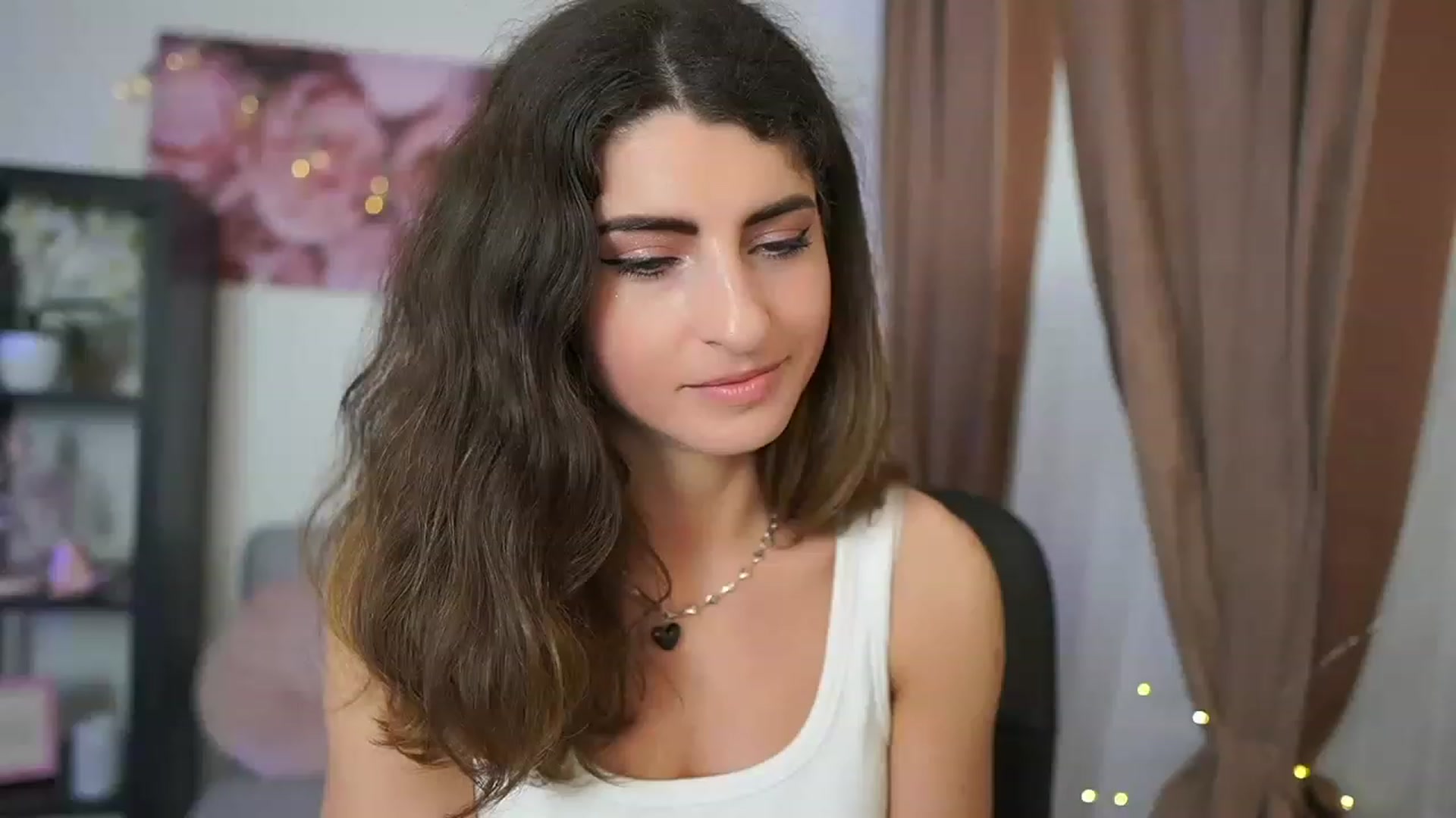 Gallery image thumbnail from EVA__LOVIA_'s myfreecams stream on, 05/25/2023, 09:39 image 8 of 20