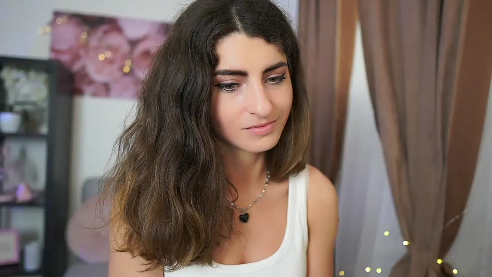 Gallery image thumbnail from EVA__LOVIA_'s myfreecams stream on, 05/25/2023, 09:39 image 15 of 20