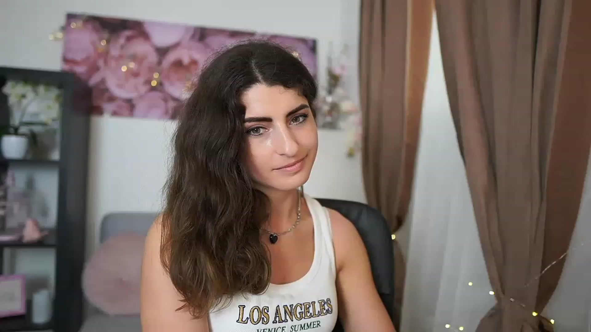 Gallery image thumbnail from EVA__LOVIA_'s myfreecams stream on, 05/25/2023, 13:13 image 11 of 20