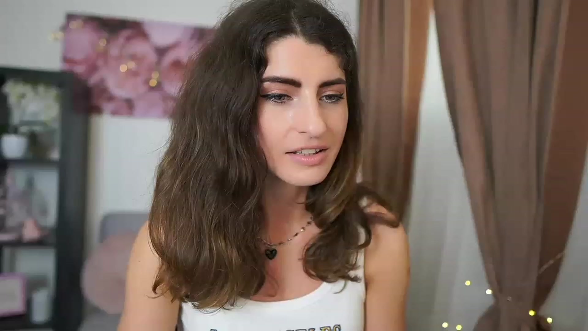 Gallery image thumbnail from EVA__LOVIA_'s myfreecams stream on, 05/25/2023, 13:13 image 10 of 20
