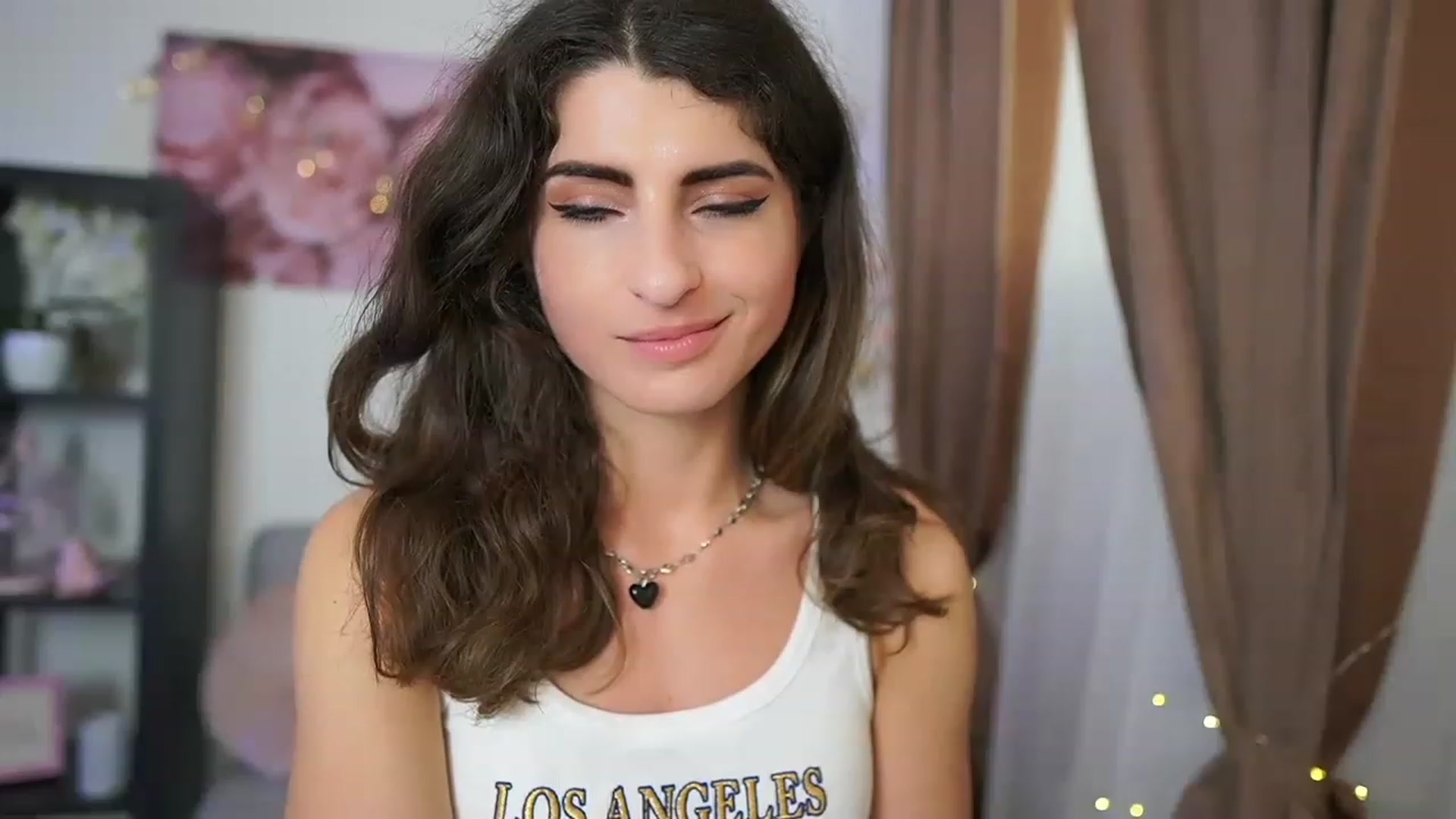 Gallery image thumbnail from EVA__LOVIA_'s myfreecams stream on, 05/25/2023, 13:13 image 5 of 20