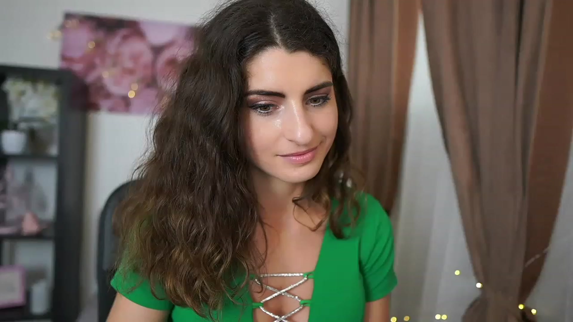 Gallery image thumbnail from EVA__LOVIA_'s myfreecams stream on, 05/26/2023, 12:45 image 15 of 20