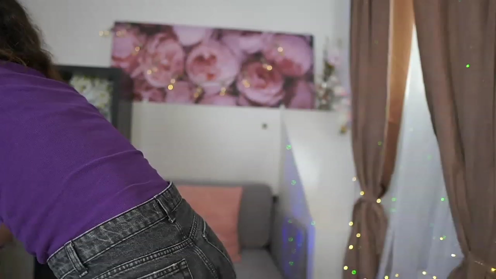 Gallery image thumbnail from EVA__LOVIA_'s myfreecams stream on, 05/27/2023, 10:28 image 12 of 20