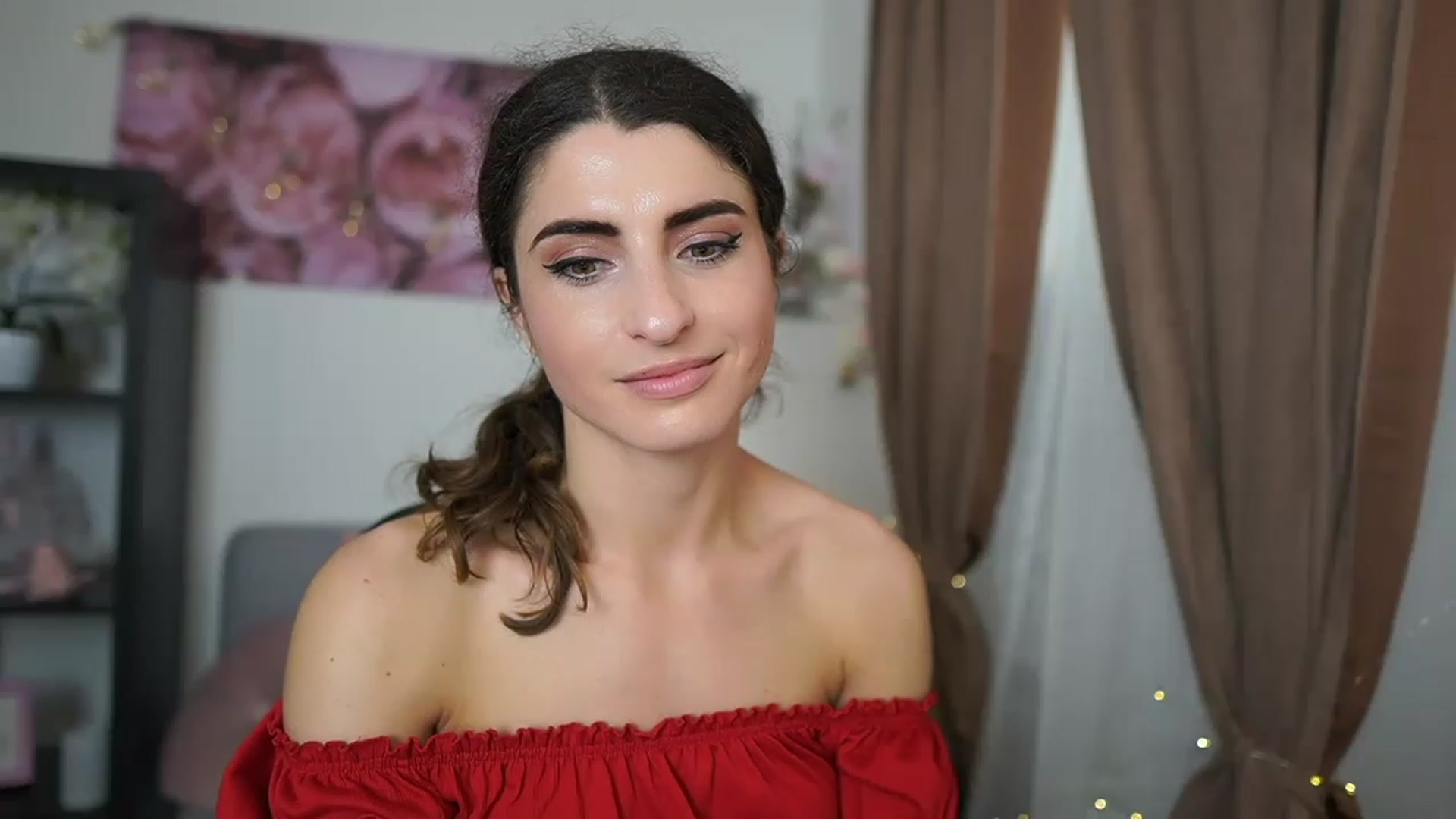 Gallery image thumbnail from EVA__LOVIA_'s myfreecams stream on, 06/03/2023, 12:48 image 18 of 20