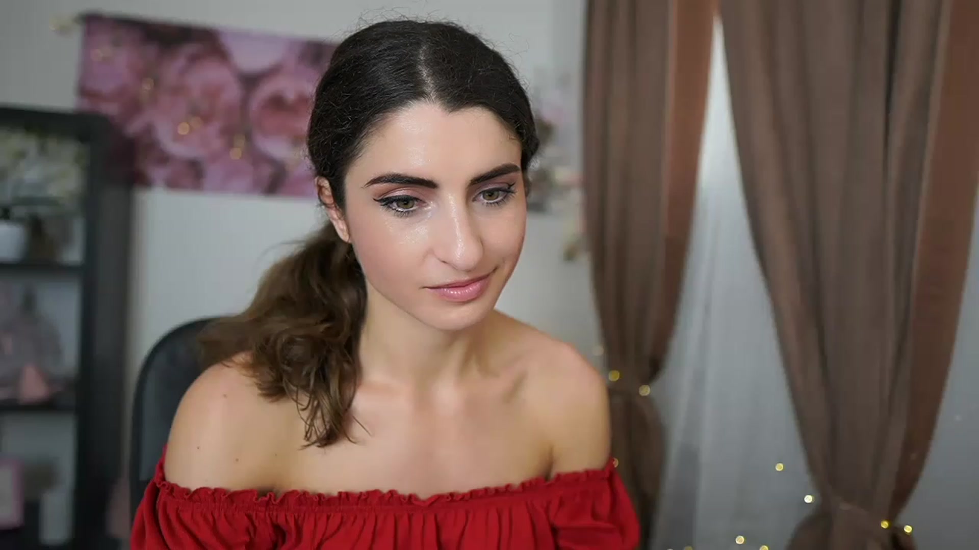 Gallery image thumbnail from EVA__LOVIA_'s myfreecams stream on, 06/03/2023, 12:48 image 2 of 20