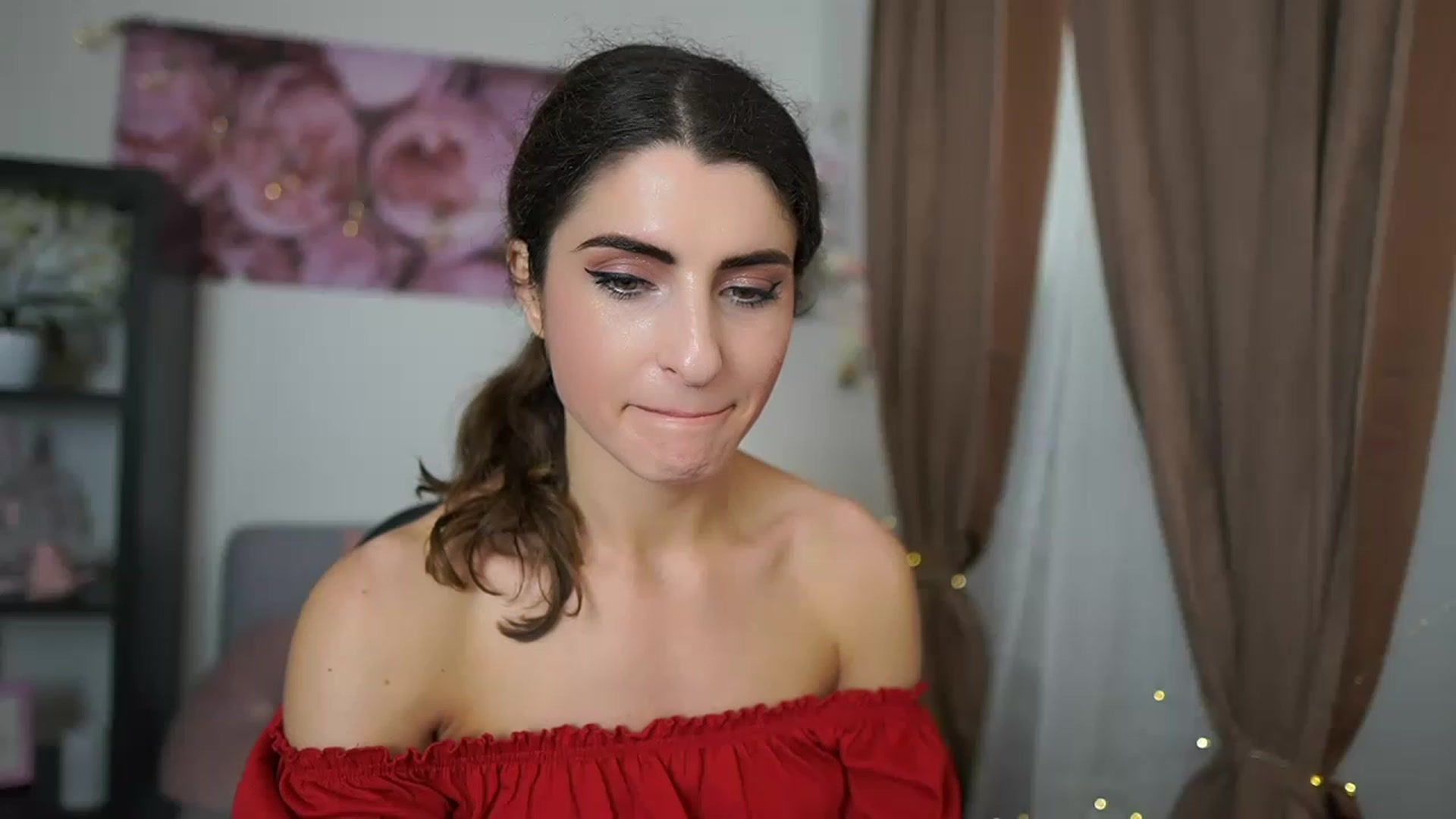 Gallery image thumbnail from EVA__LOVIA_'s myfreecams stream on, 06/03/2023, 12:48 image 20 of 20
