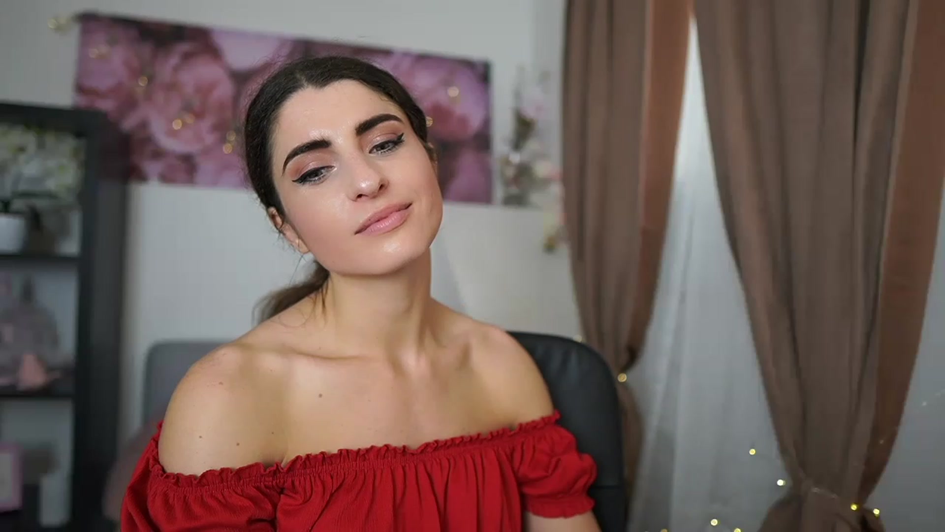 Gallery image thumbnail from EVA__LOVIA_'s myfreecams stream on, 06/03/2023, 12:48 image 7 of 20