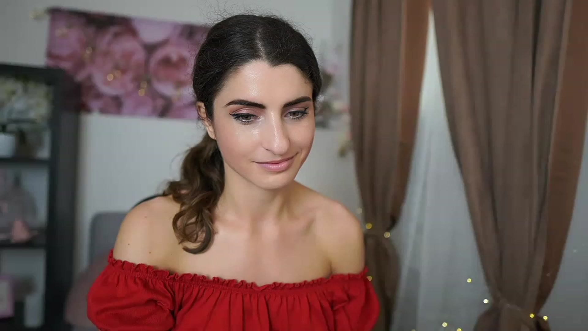 Gallery image thumbnail from EVA__LOVIA_'s myfreecams stream on, 06/03/2023, 13:09 image 12 of 20