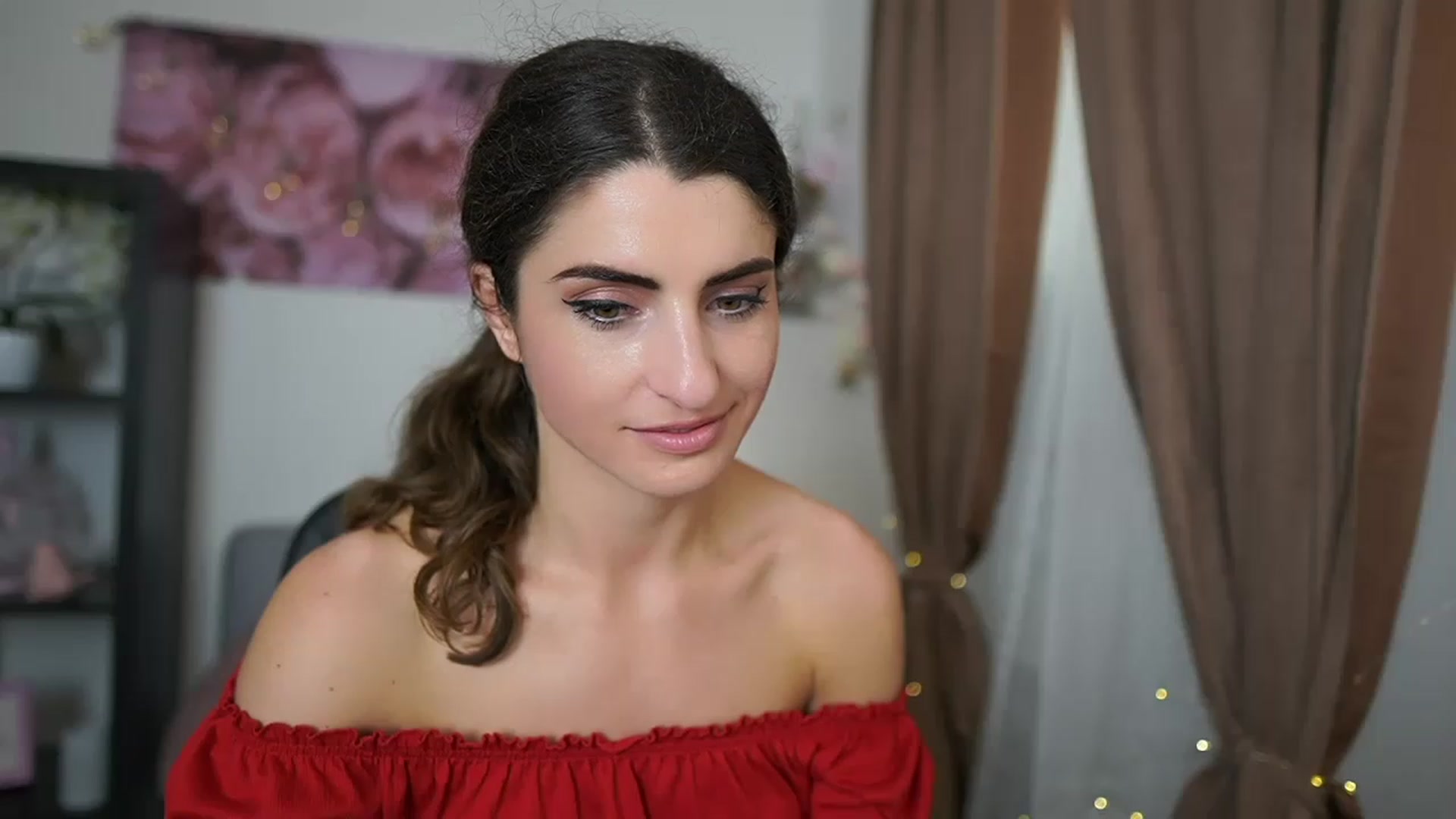 Gallery image thumbnail from EVA__LOVIA_'s myfreecams stream on, 06/03/2023, 13:09 image 9 of 20
