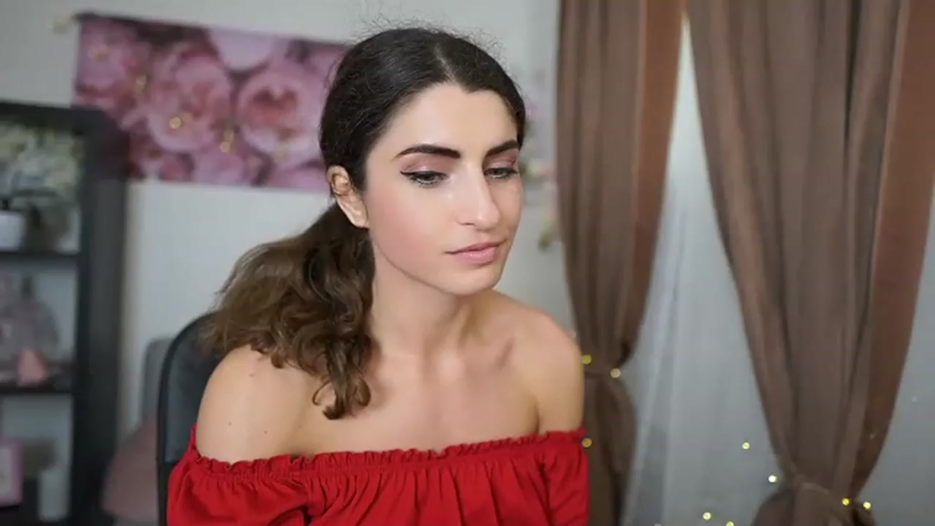 Gallery image thumbnail from EVA__LOVIA_'s myfreecams stream on, 06/03/2023, 13:09 image 1 of 20