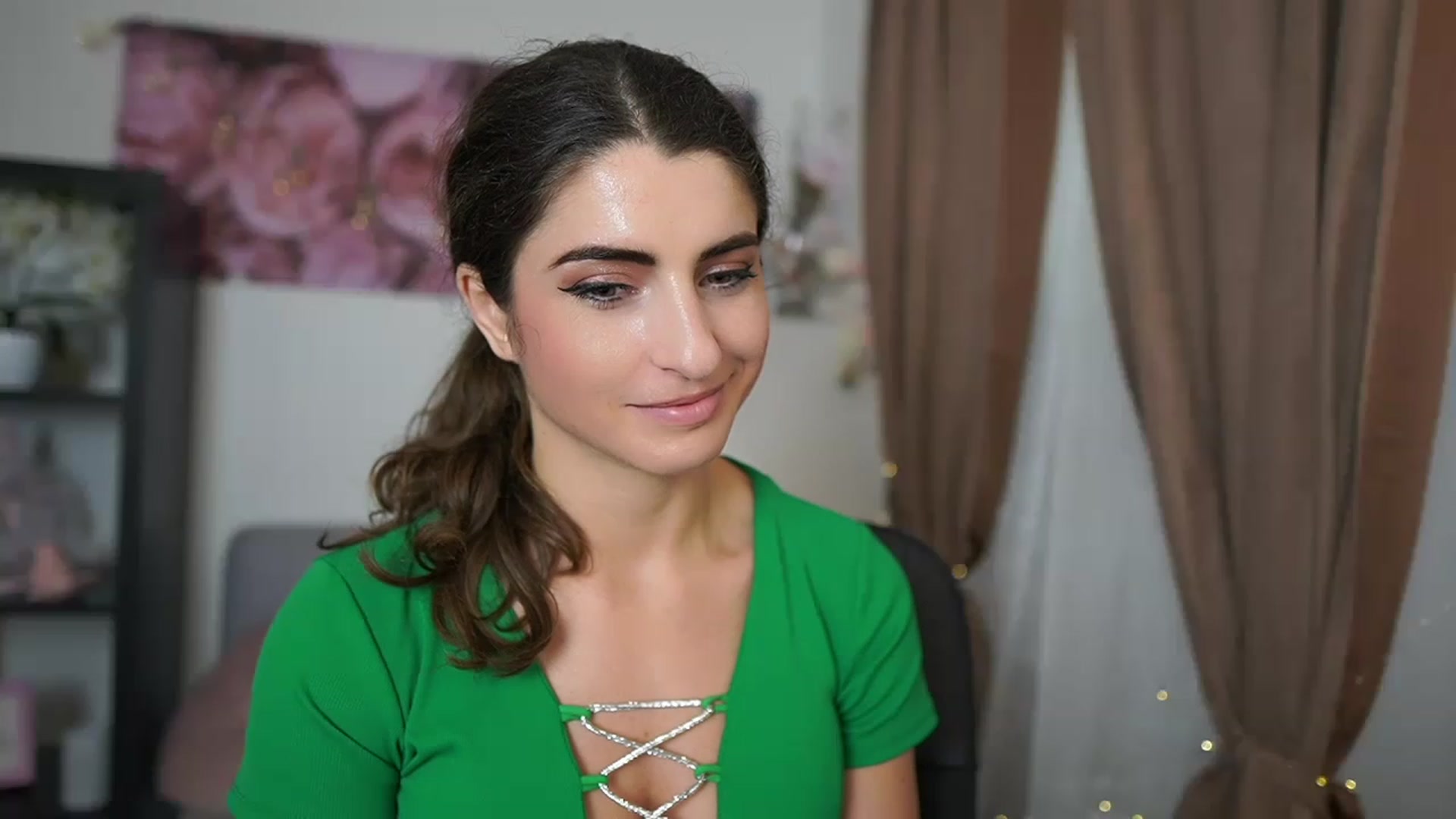Gallery image thumbnail from EVA__LOVIA_'s myfreecams stream on, 06/04/2023, 12:51 image 15 of 20