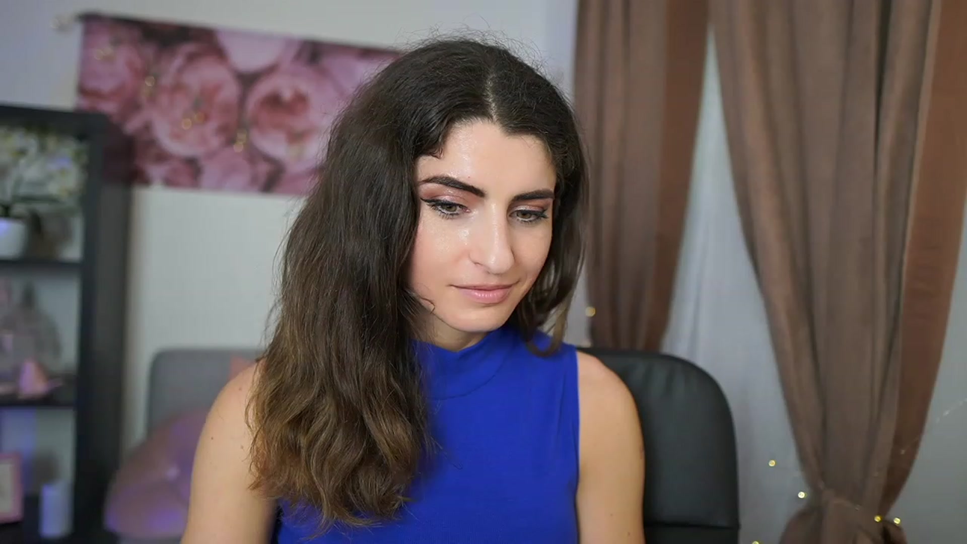 Gallery image thumbnail from EVA__LOVIA_'s myfreecams stream on, 06/04/2023, 15:07 image 2 of 20