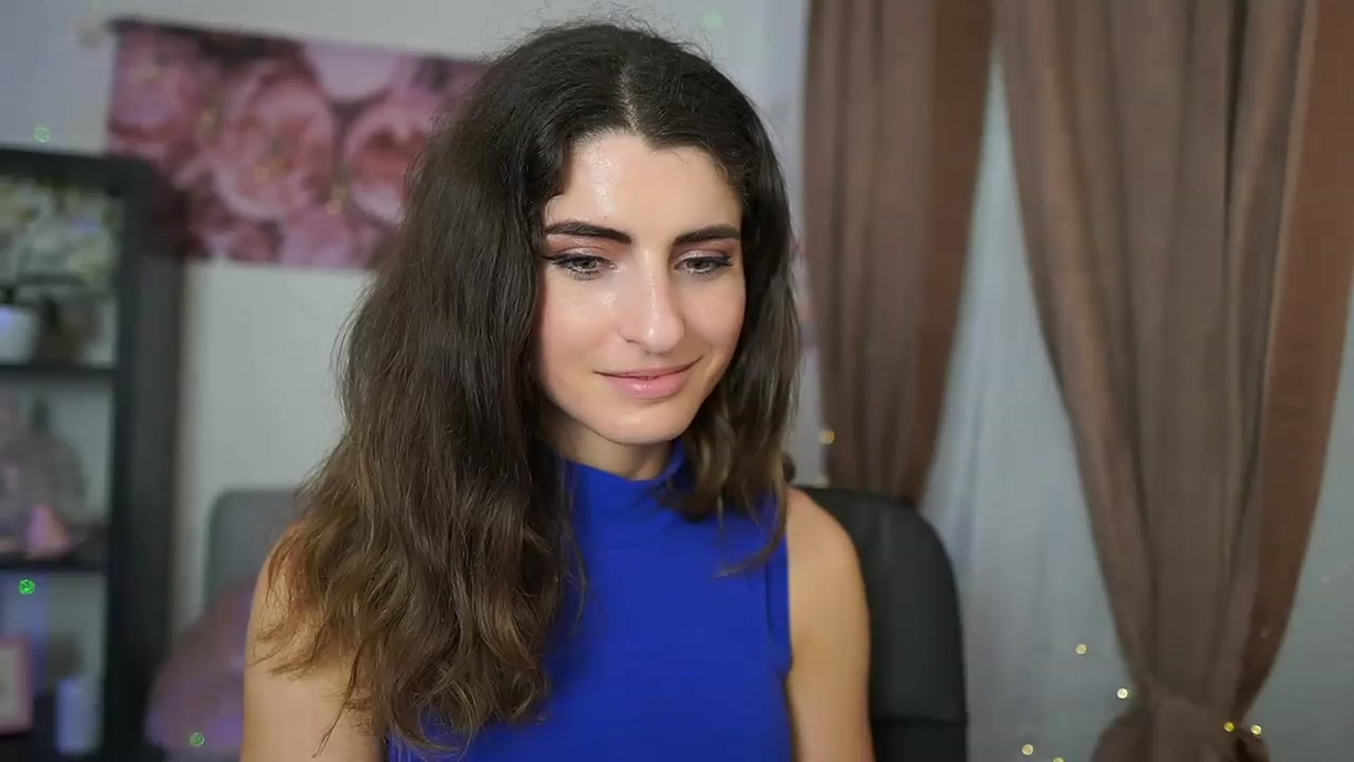 Gallery image thumbnail from EVA__LOVIA_'s myfreecams stream on, 06/04/2023, 15:07 image 19 of 20