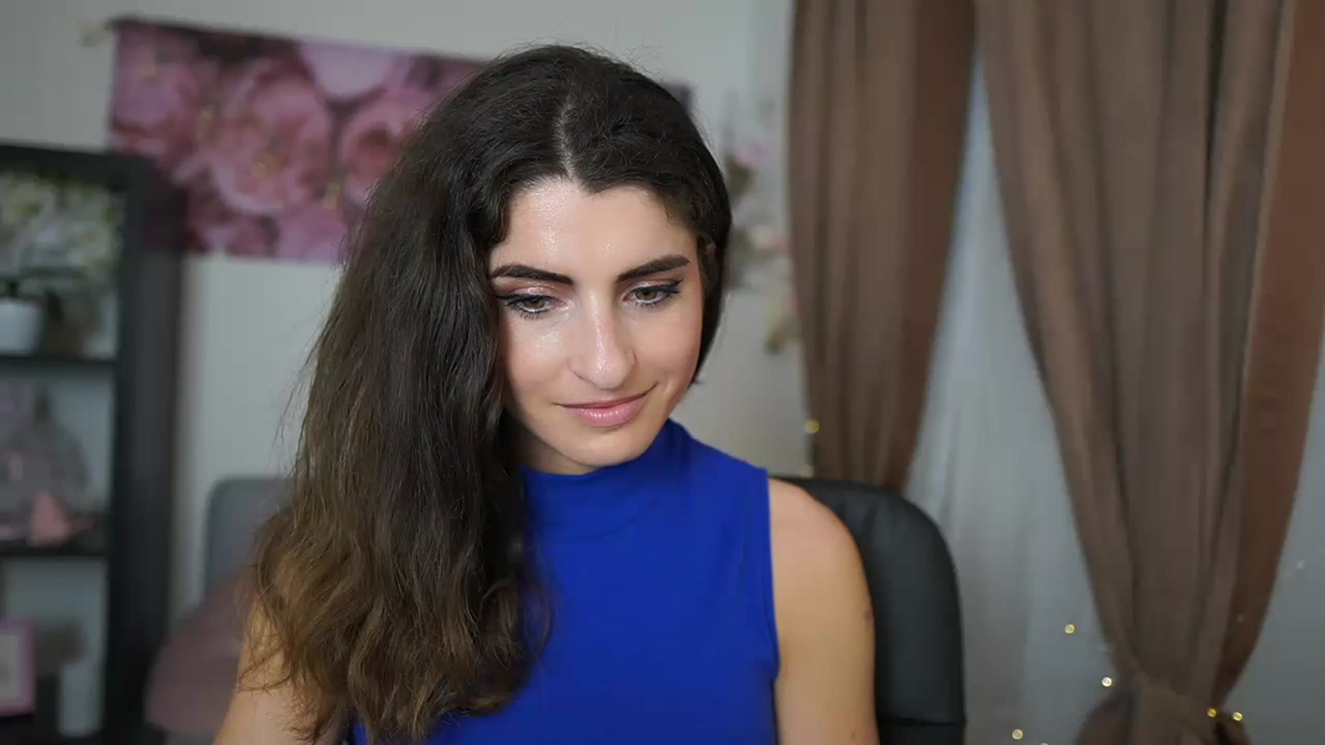 Gallery image thumbnail from EVA__LOVIA_'s myfreecams stream on, 06/04/2023, 18:09 image 14 of 20