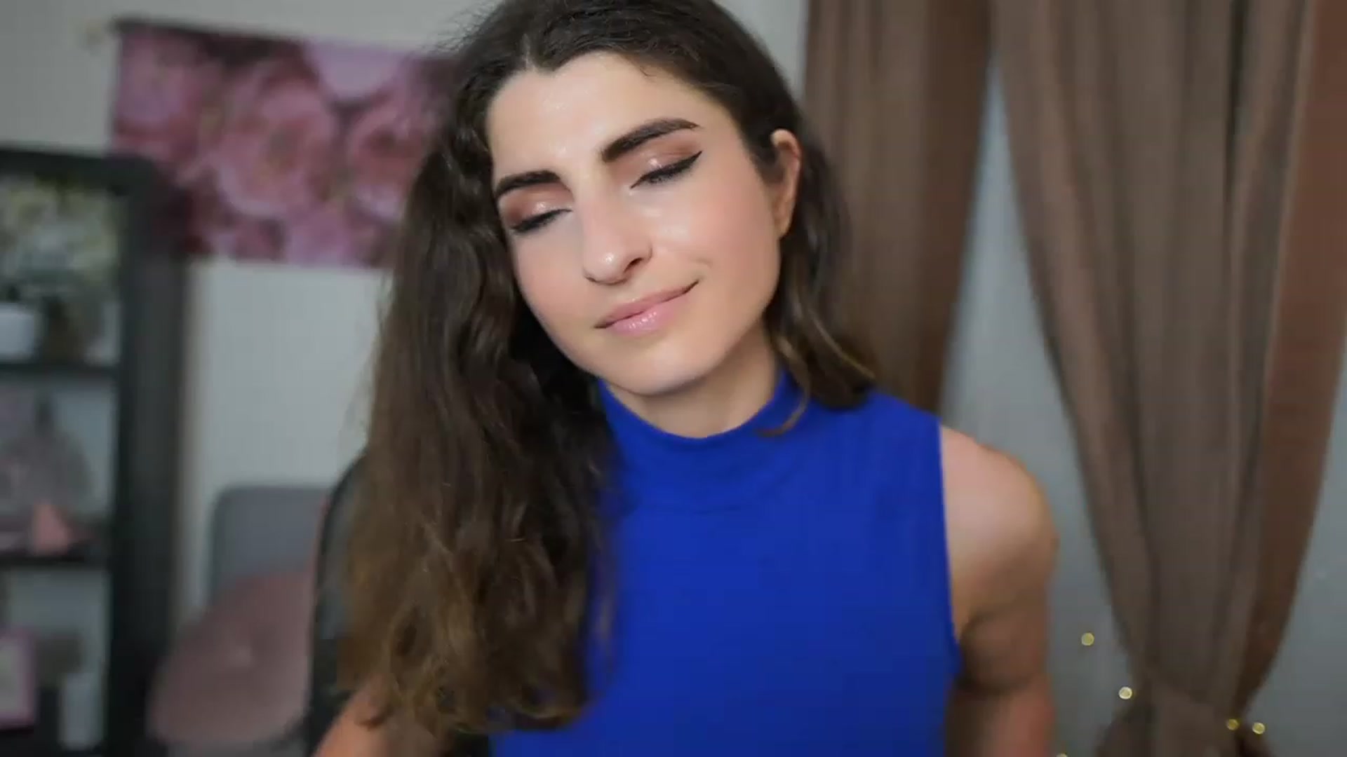 Gallery image thumbnail from EVA__LOVIA_'s myfreecams stream on, 06/04/2023, 18:09 image 15 of 20