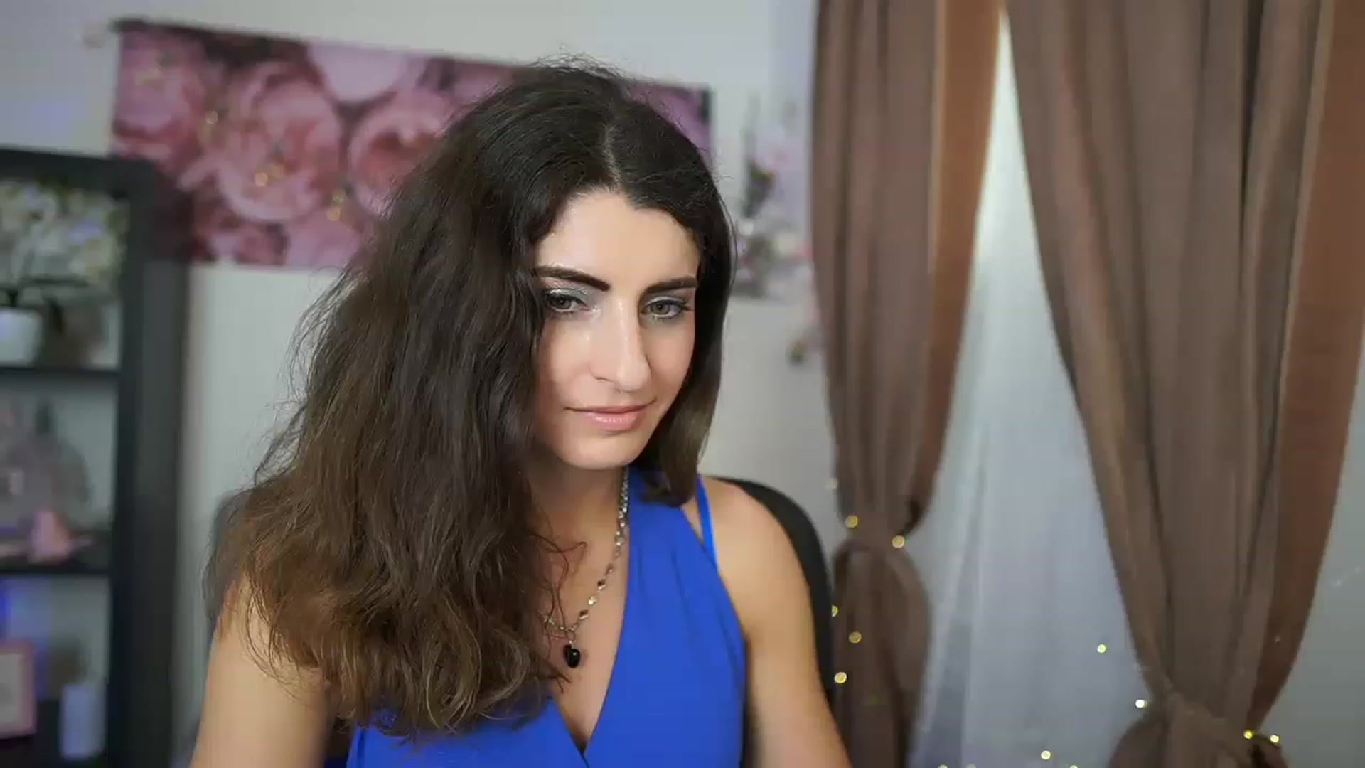 Gallery image thumbnail from EVA__LOVIA_'s myfreecams stream on, 06/05/2023, 13:00 image 13 of 20