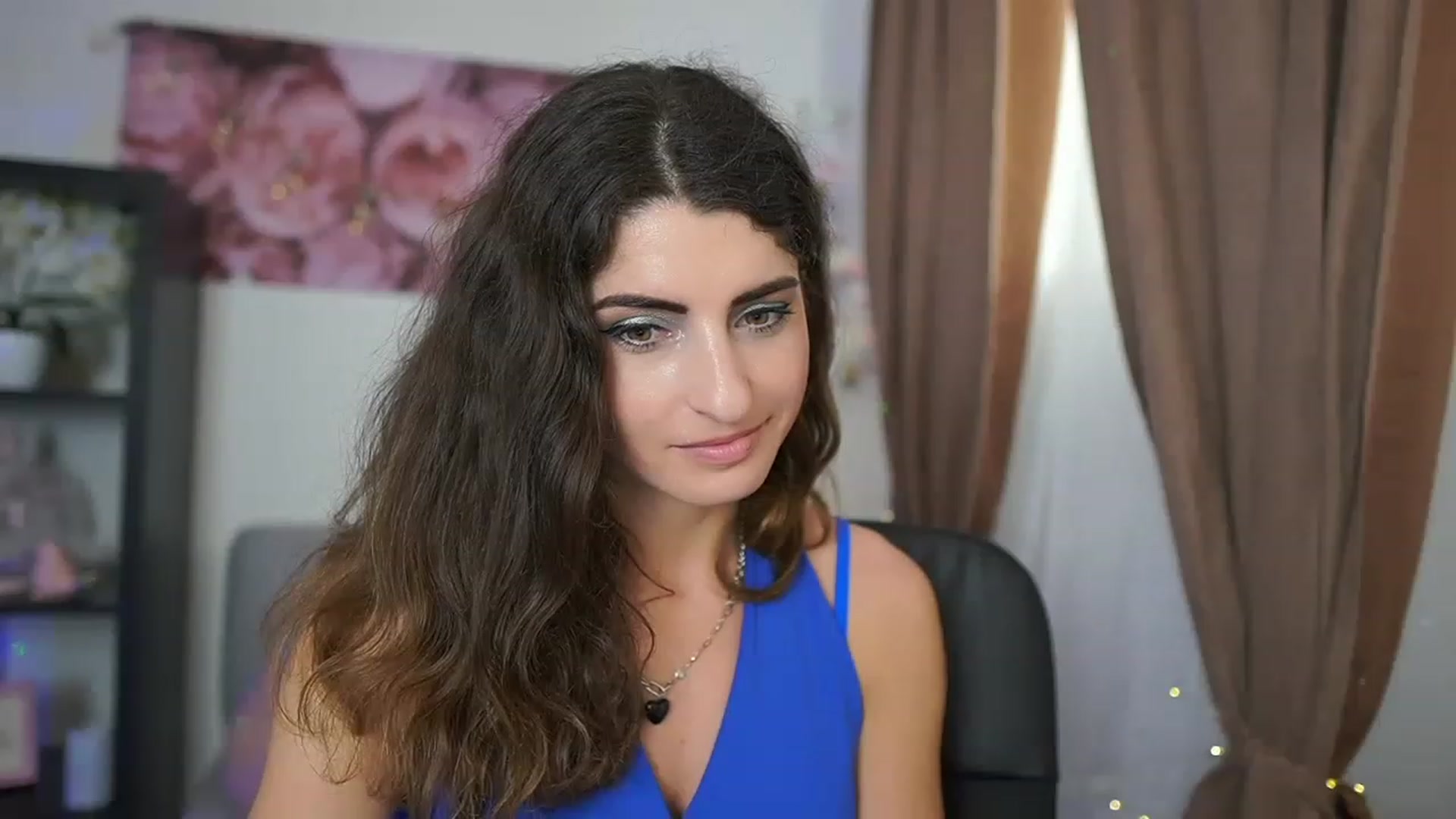 Gallery image thumbnail from EVA__LOVIA_'s myfreecams stream on, 06/05/2023, 13:00 image 3 of 20