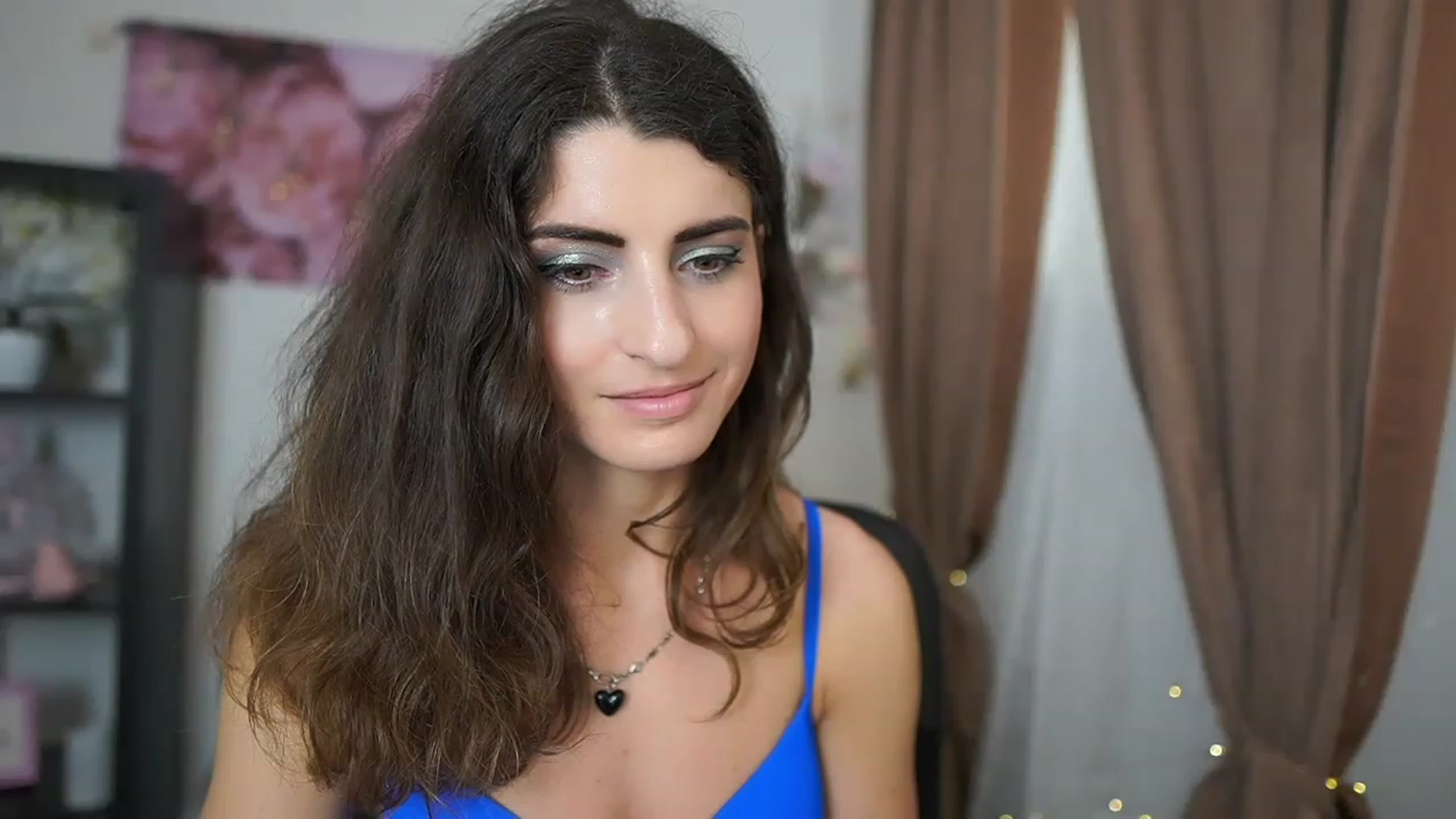 Gallery image thumbnail from EVA__LOVIA_'s myfreecams stream on, 06/05/2023, 13:00 image 18 of 20