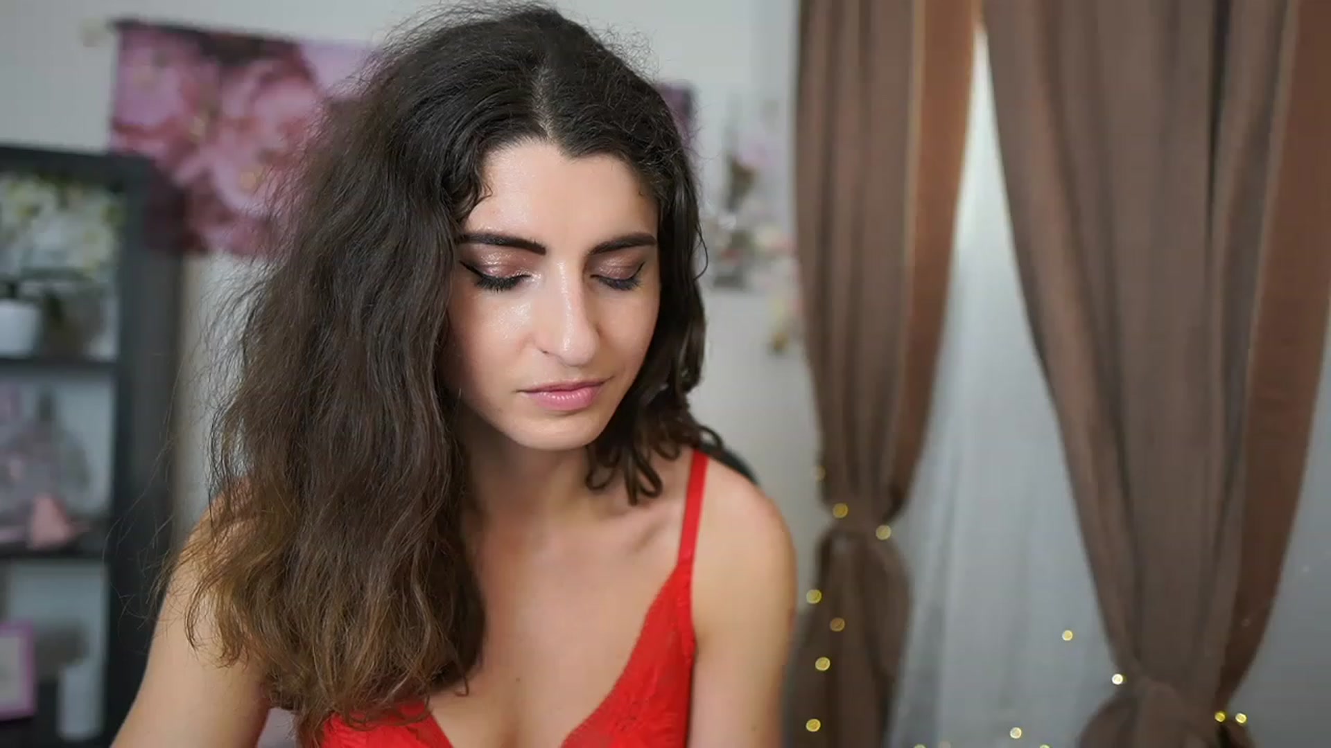 Gallery image thumbnail from EVA__LOVIA_'s myfreecams stream on, 06/07/2023, 13:04 image 20 of 20
