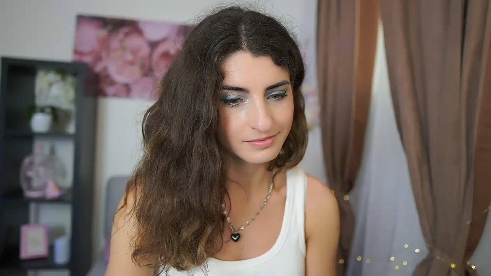 Gallery image thumbnail from EVA__LOVIA_'s myfreecams stream on, 06/15/2023, 10:33 image 4 of 20