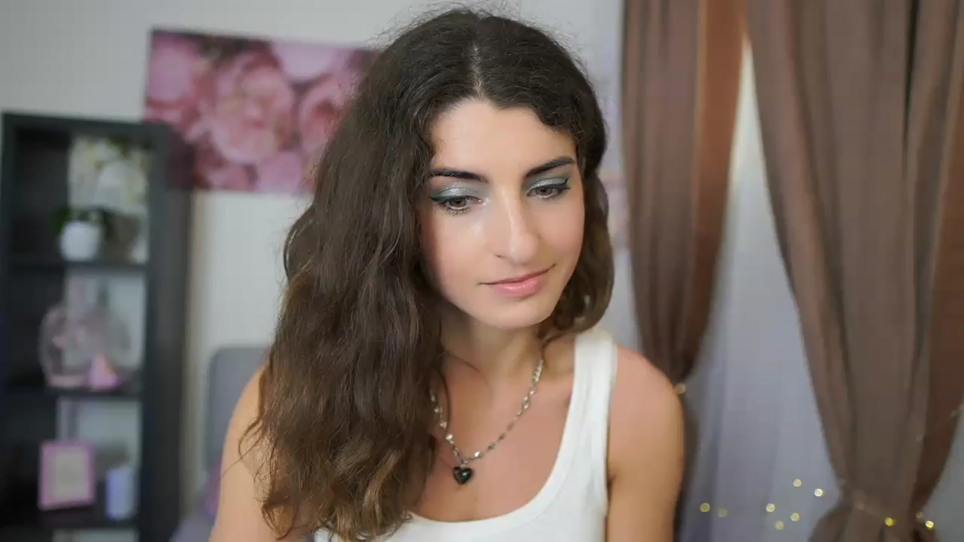 Gallery image thumbnail from EVA__LOVIA_'s myfreecams stream on, 06/15/2023, 10:33 image 3 of 20