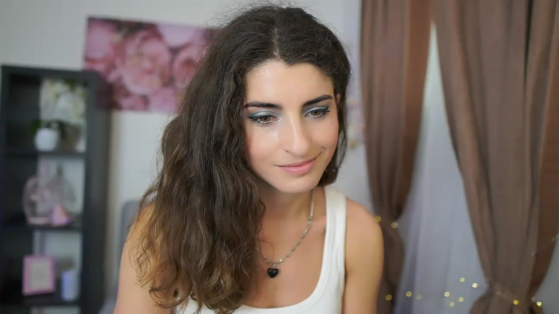 Gallery image thumbnail from EVA__LOVIA_'s myfreecams stream on, 06/15/2023, 10:33 image 19 of 20