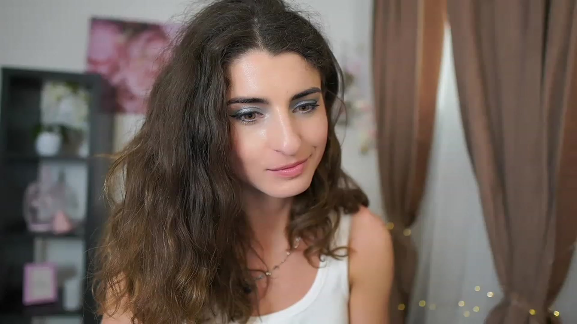 Gallery image thumbnail from EVA__LOVIA_'s myfreecams stream on, 06/15/2023, 12:19 image 18 of 20