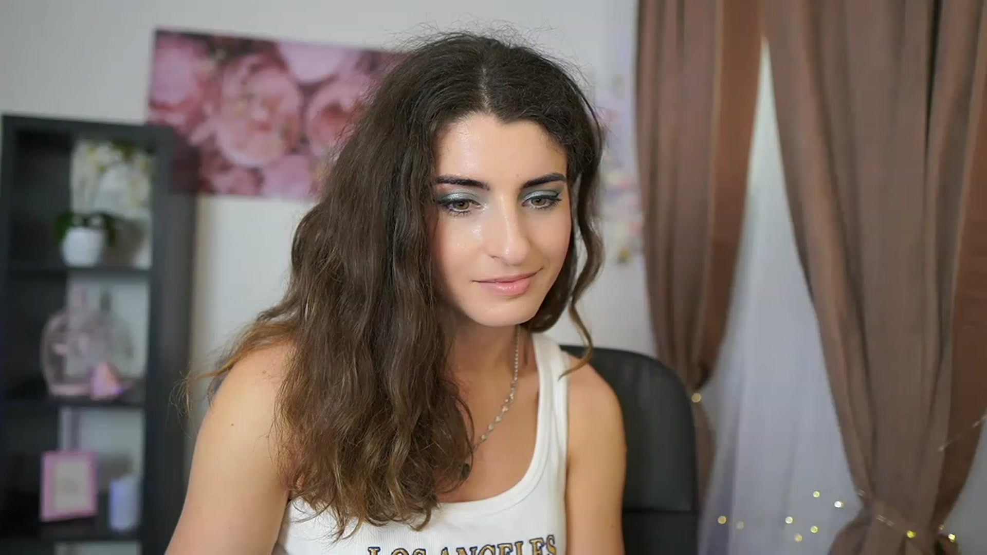 Gallery image thumbnail from EVA__LOVIA_'s myfreecams stream on, 06/15/2023, 12:19 image 10 of 20